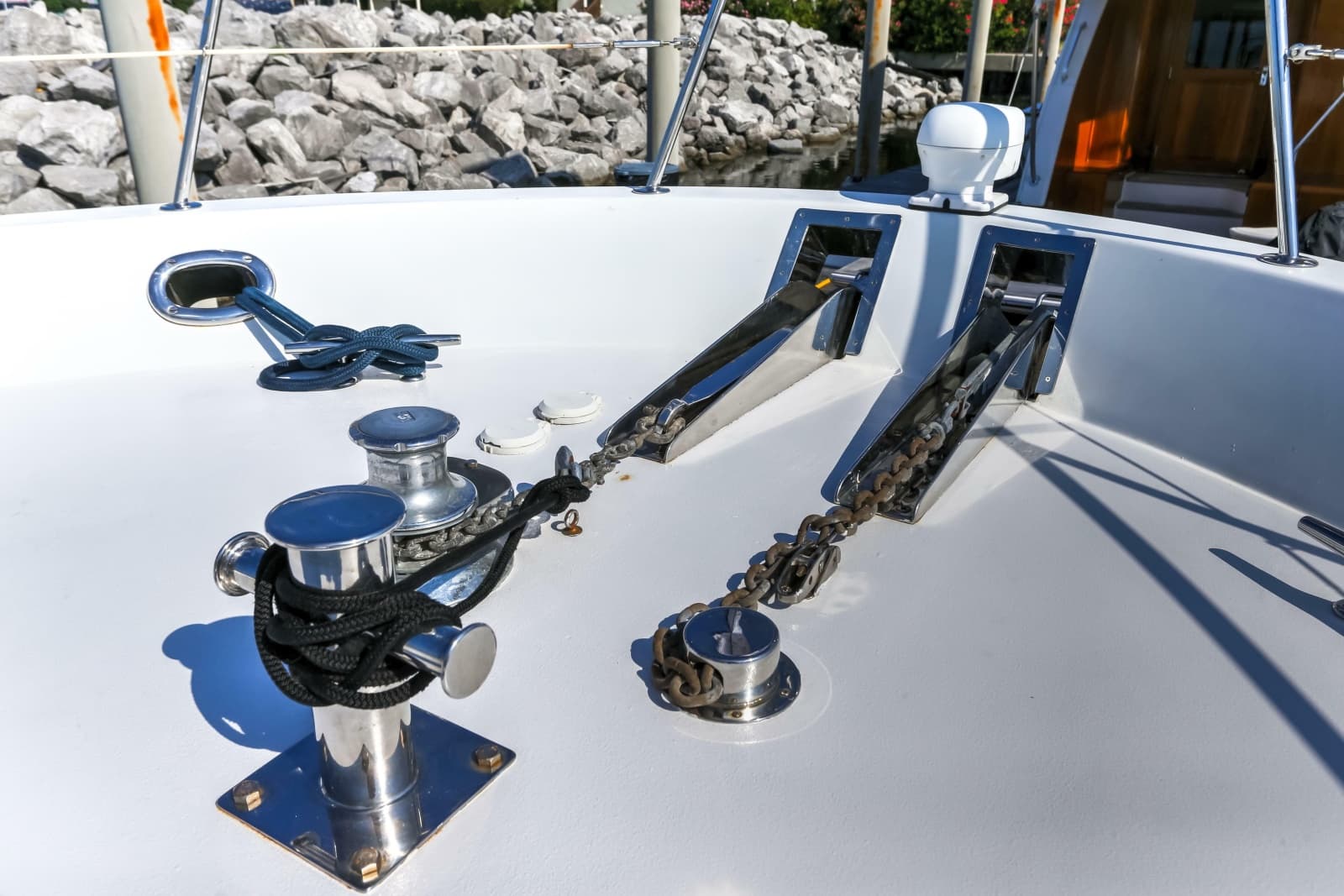 2003 Jefferson Pilothouse 57 - Photo 13