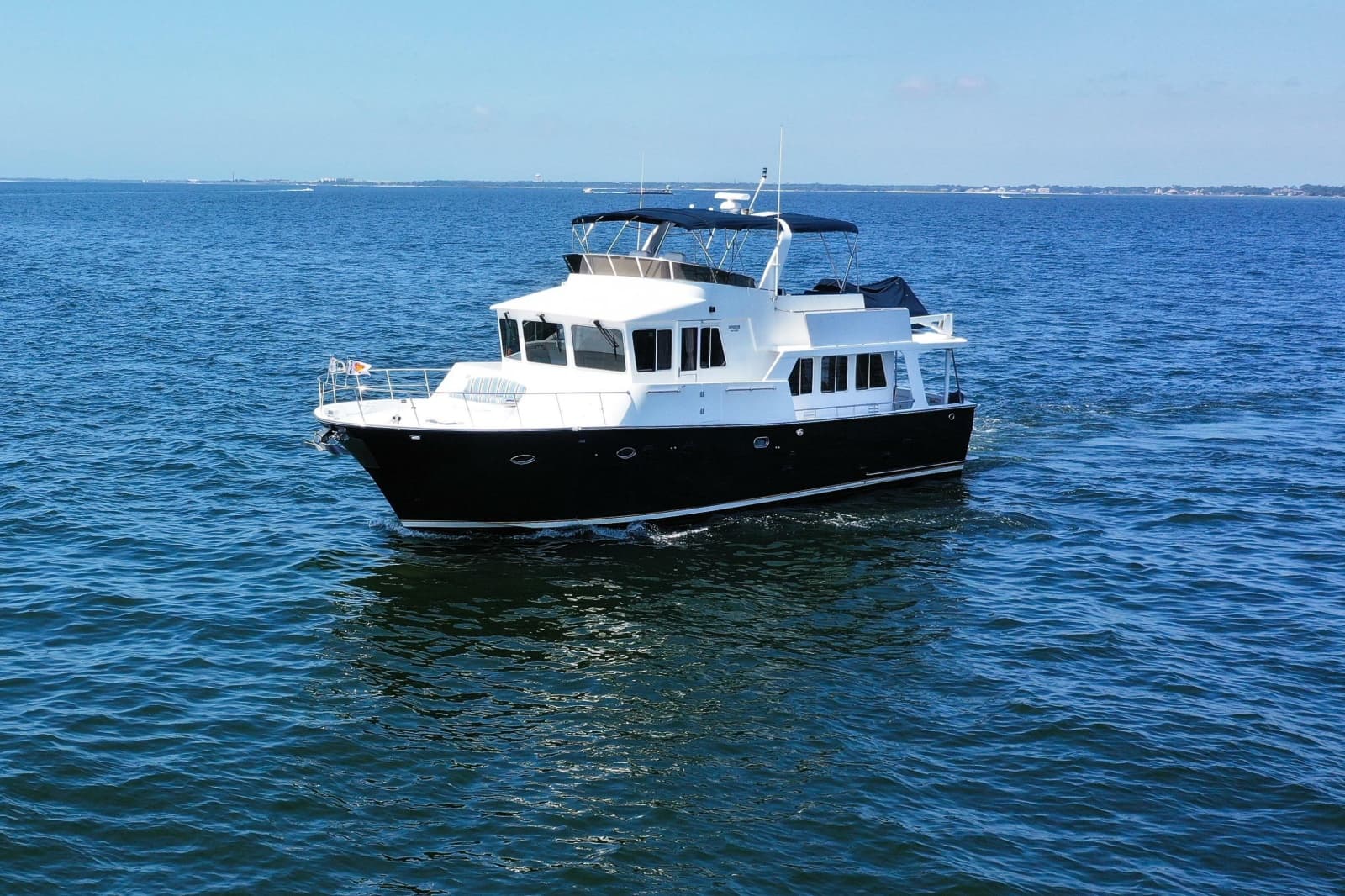 2003 Jefferson Pilothouse 57 - Photo 8