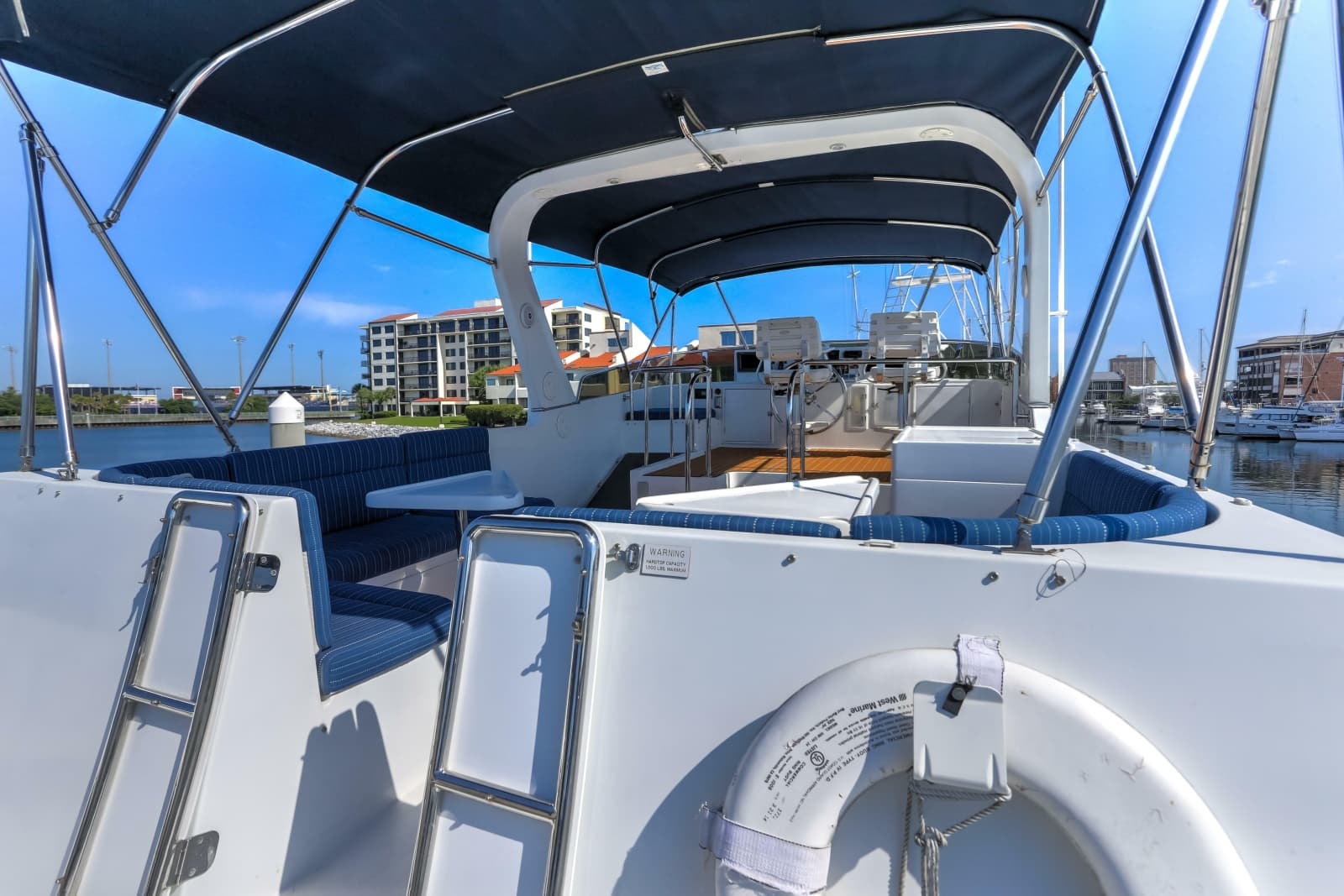 2003 Jefferson Pilothouse 57 - Photo 37