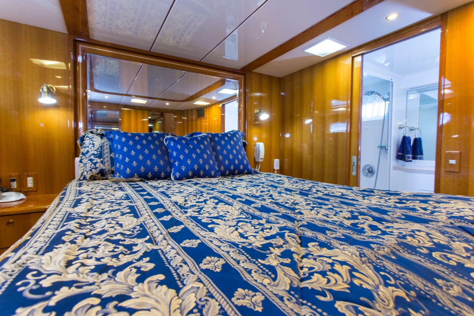 2003 Jefferson Pilothouse 57 - Photo 66