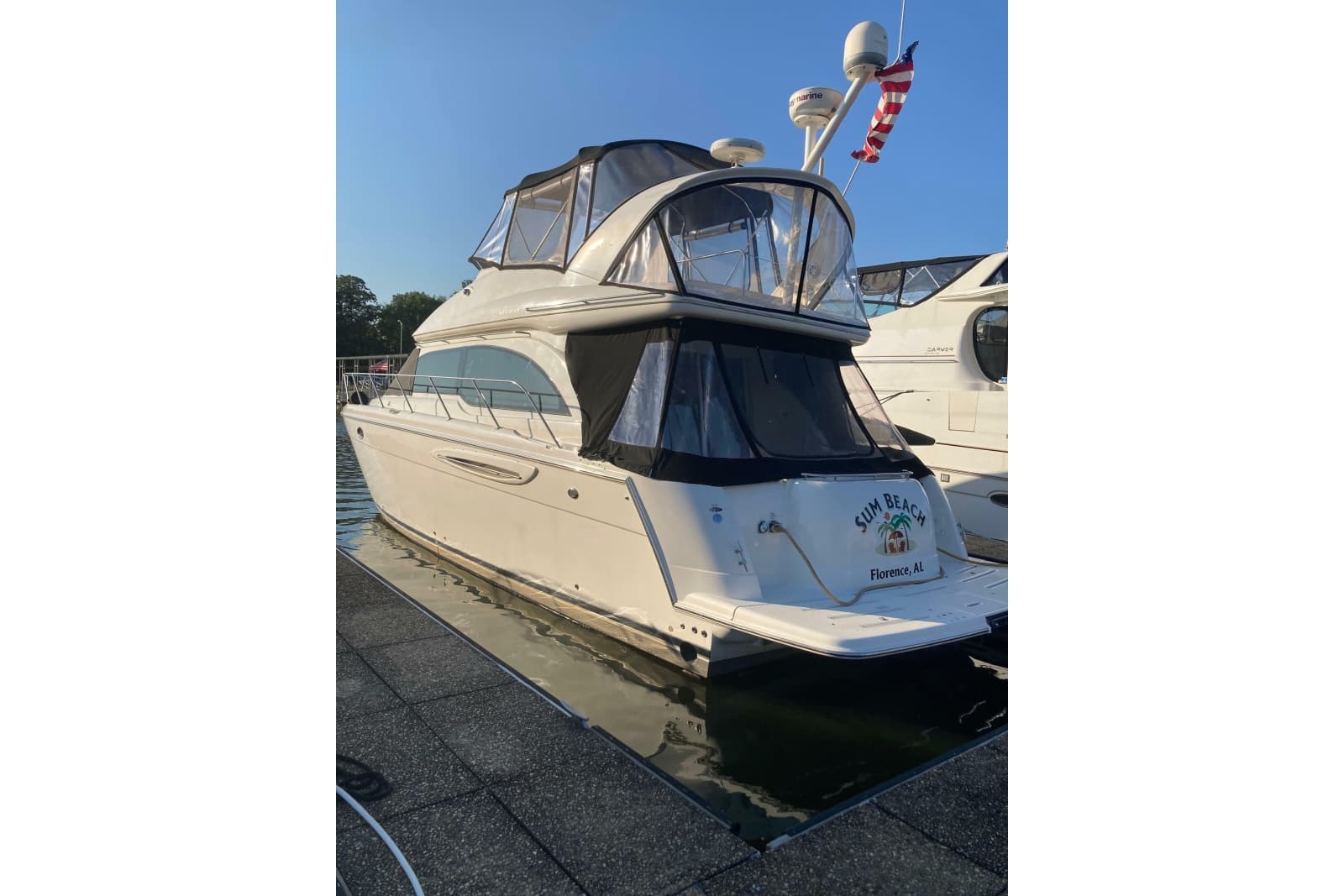 2003 Meridian 411 Sedan - Photo 2