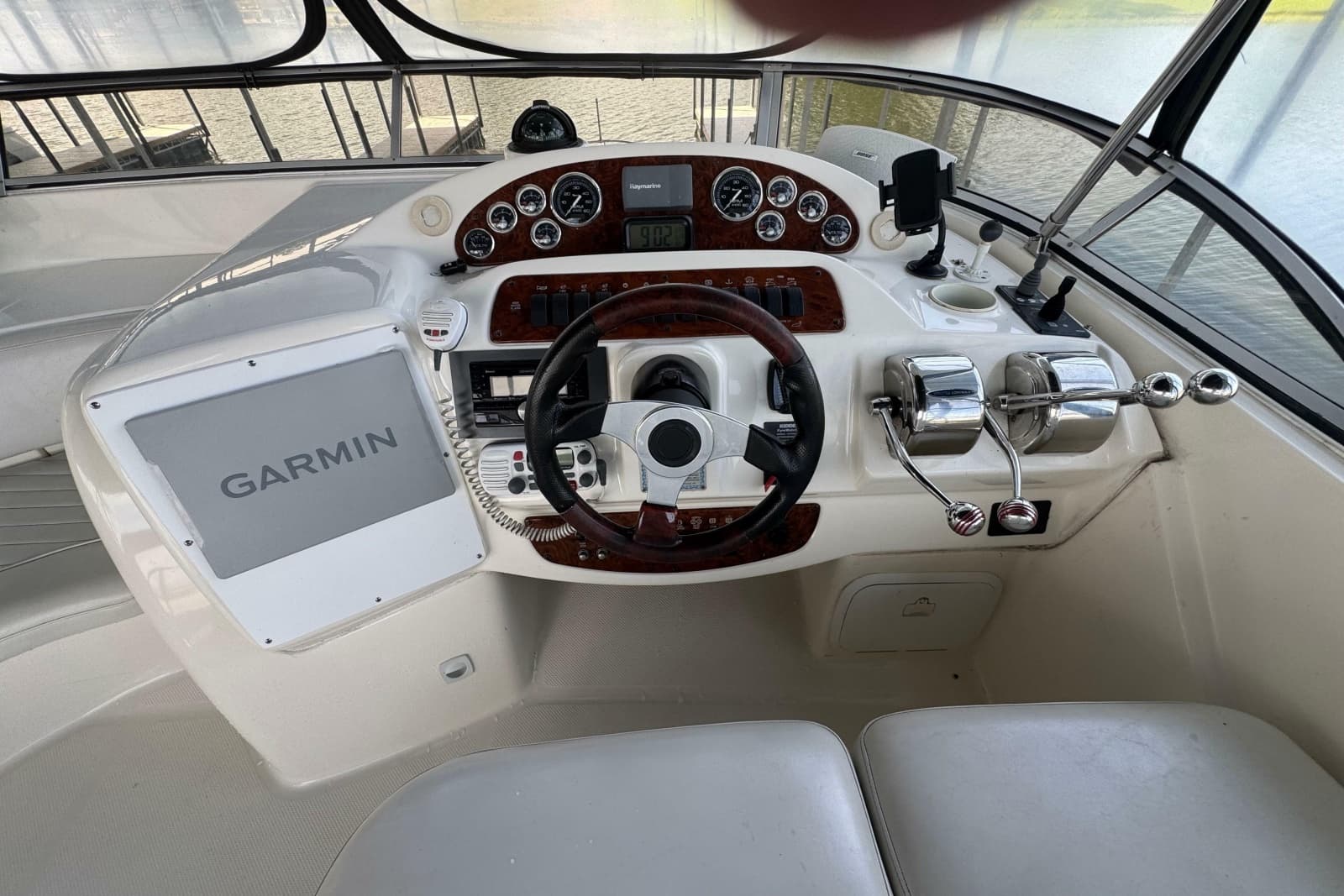 2003 Meridian 411 Sedan - Photo 9
