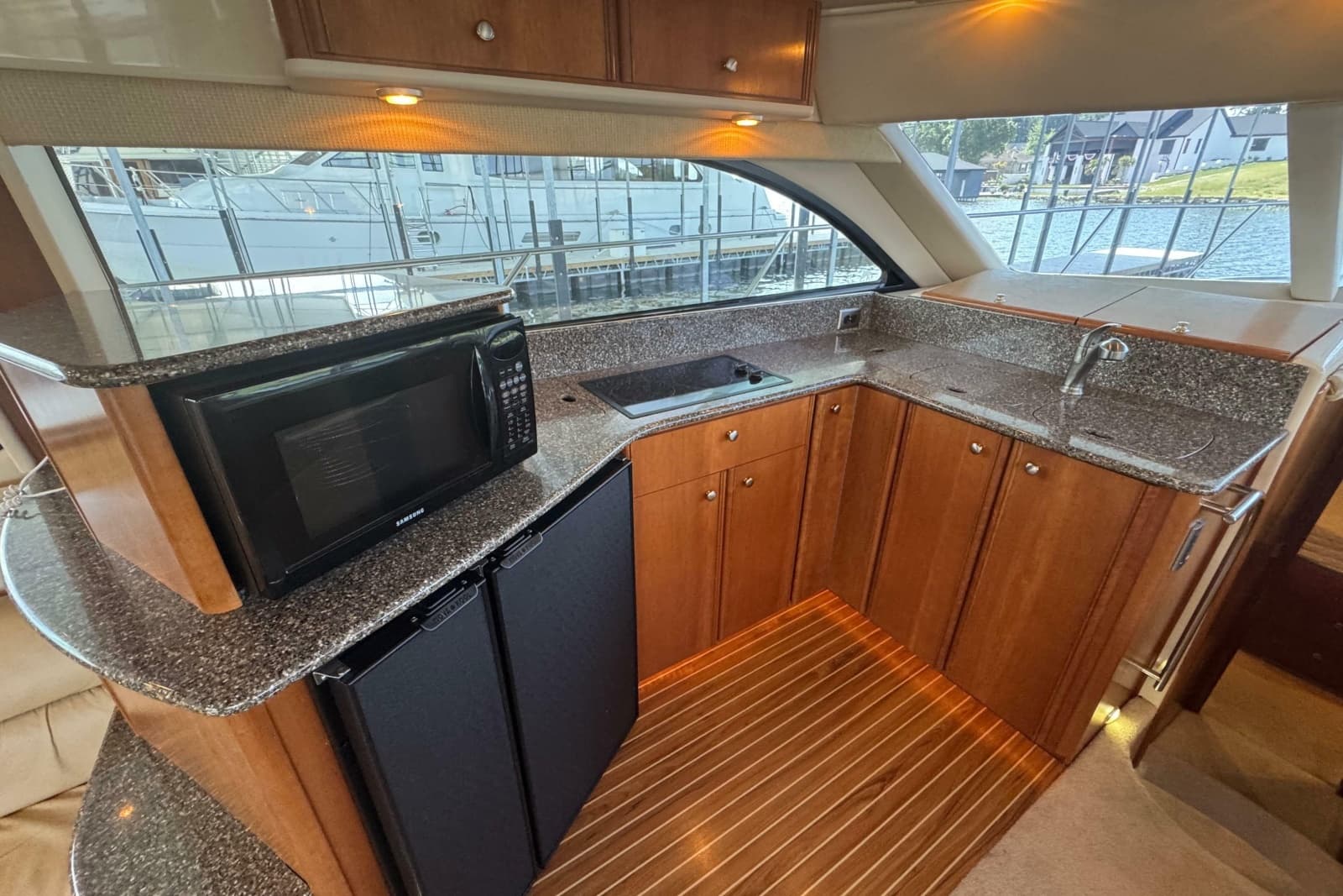 2003 Meridian 411 Sedan - Photo 17