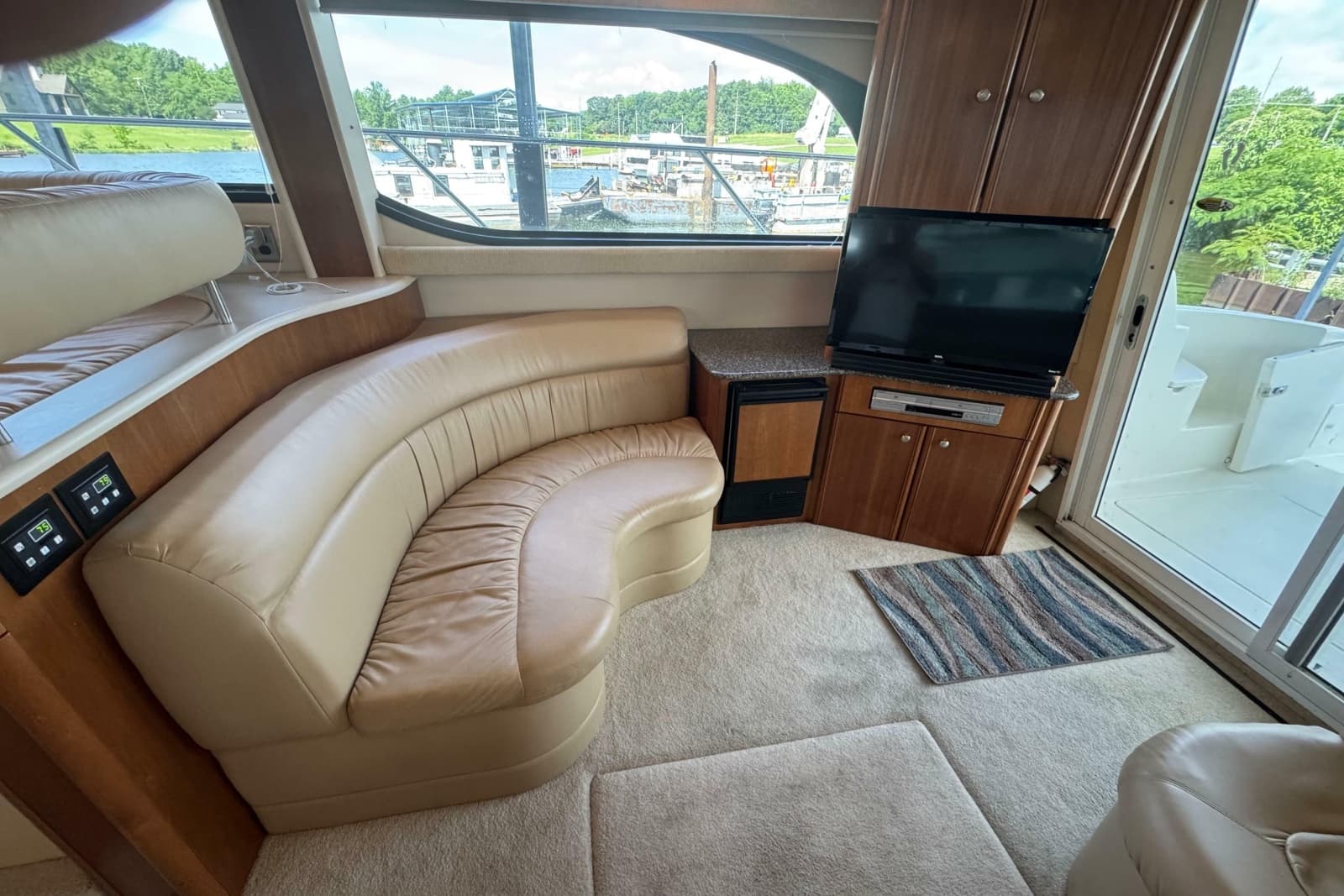 2003 Meridian 411 Sedan - Photo 11