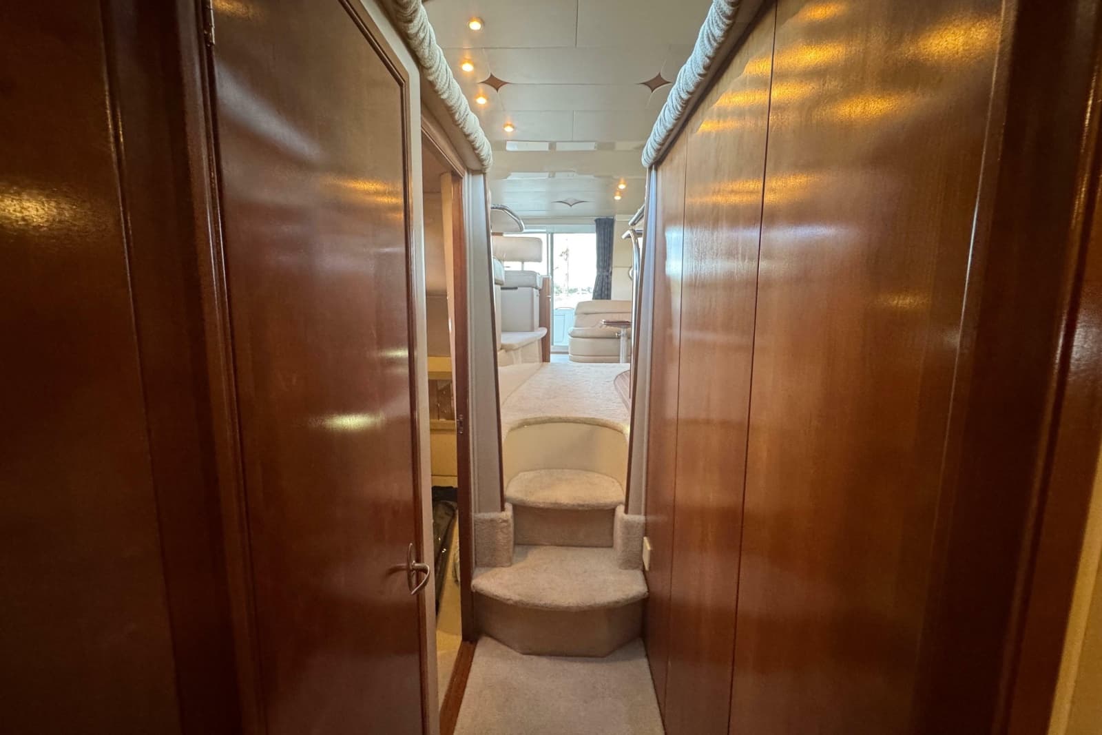 2003 Meridian 411 Sedan - Photo 24