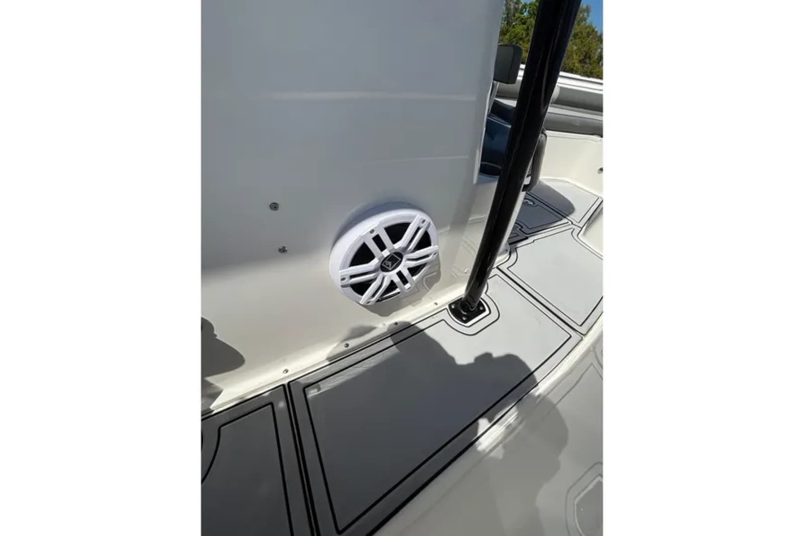 2023 Sea Born LX24 Center Console - Photo 18