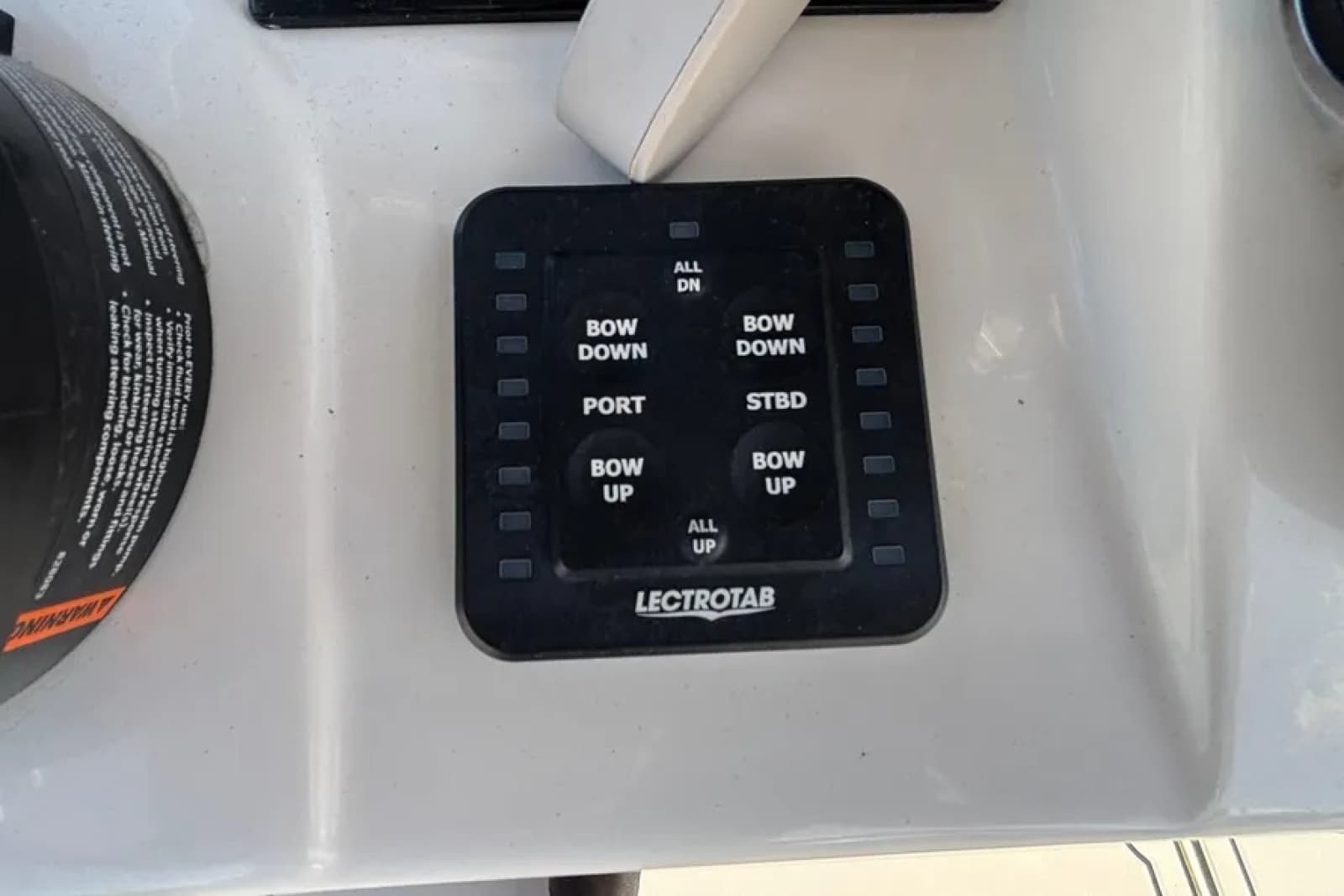 2023 Sea Born LX24 Center Console - Photo 13