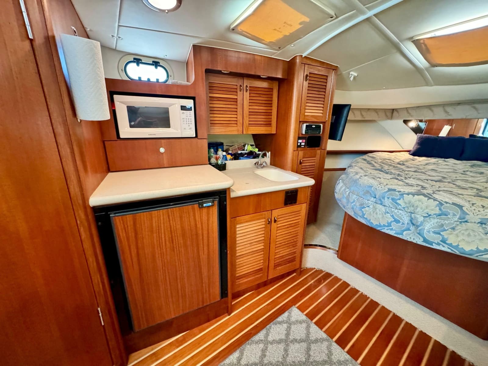 2003 Pursuit 3400 Express - Photo 18