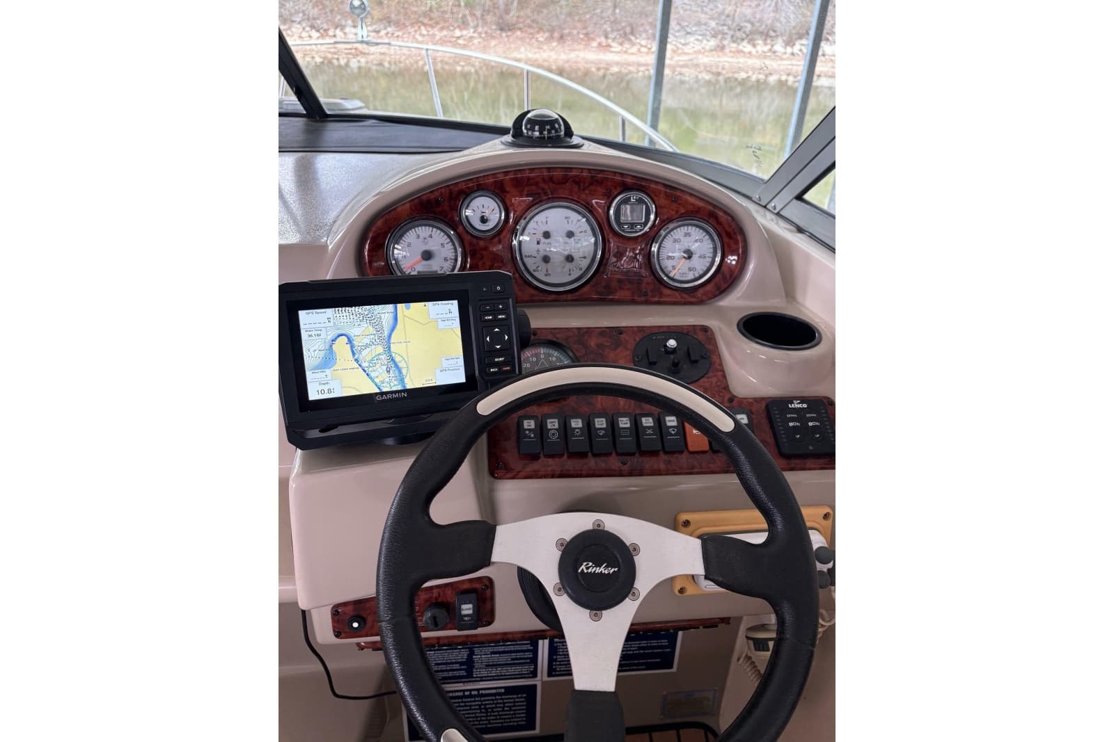 2003 Rinker Fiesta Vee 270 - Photo 16