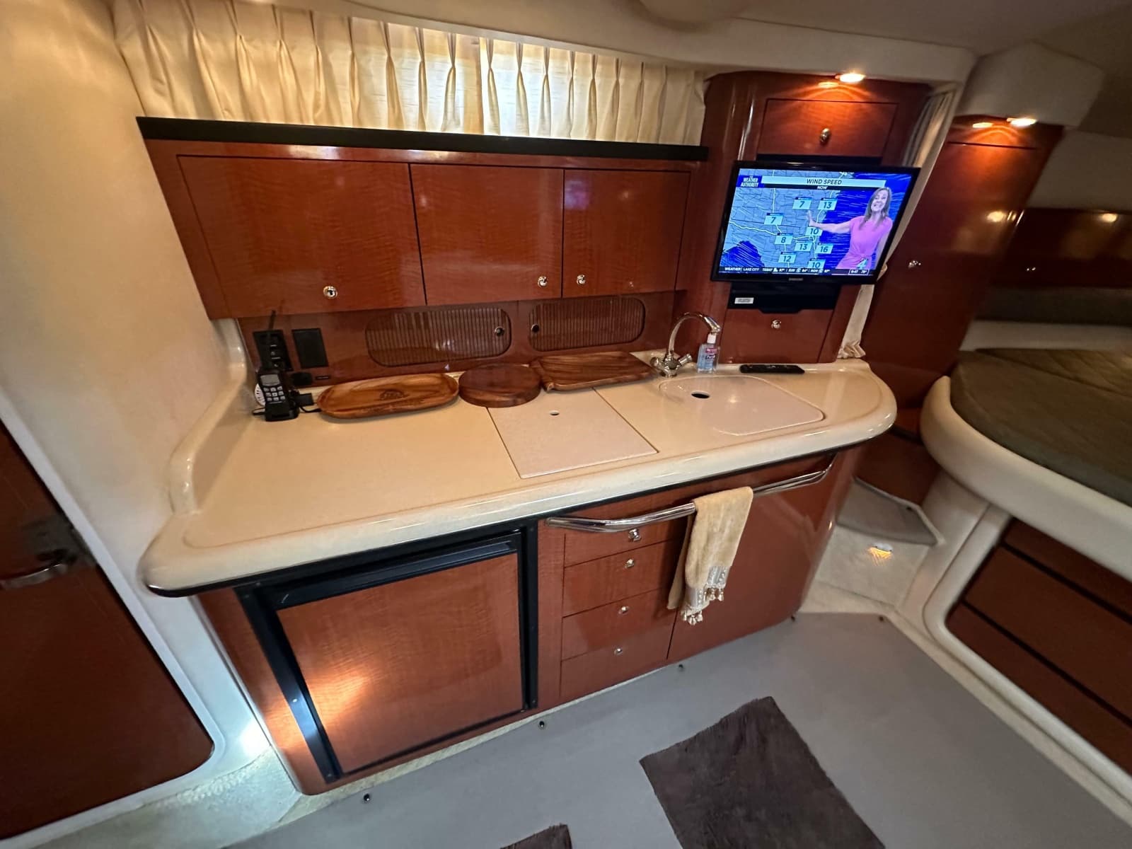 2003 Sea Ray 340 Sundancer - Photo 43
