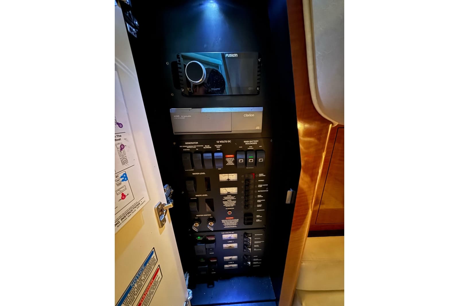 2003 Sea Ray 340 Sundancer - Photo 16