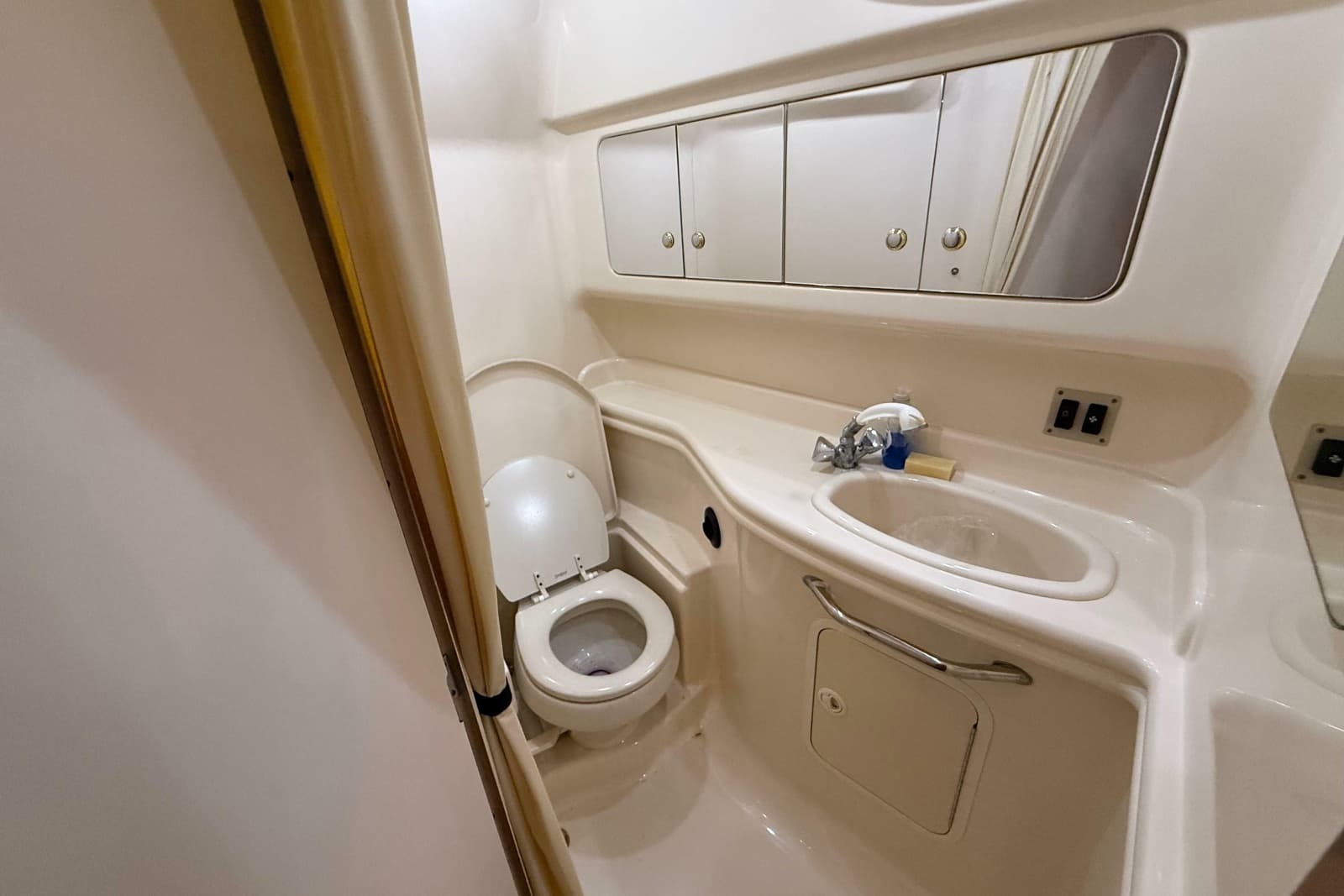 2003 Sea Ray 340 Sundancer - Photo 13