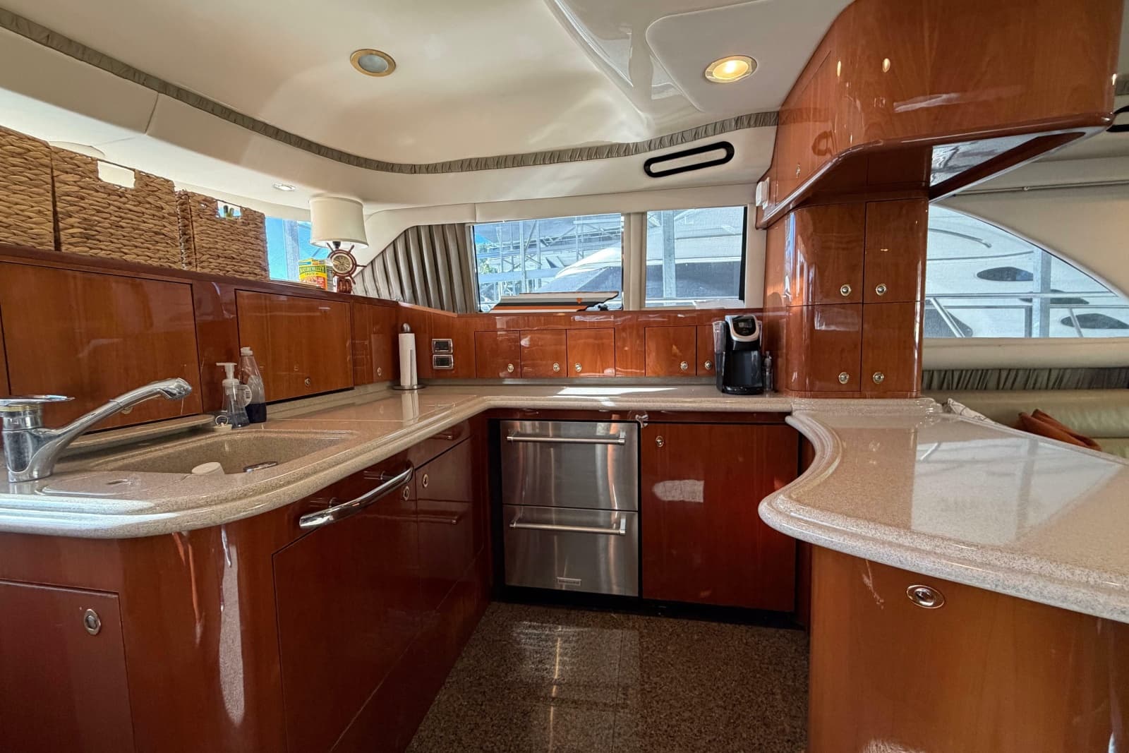 2003 Sea Ray 560 Sedan Bridge - Photo 8