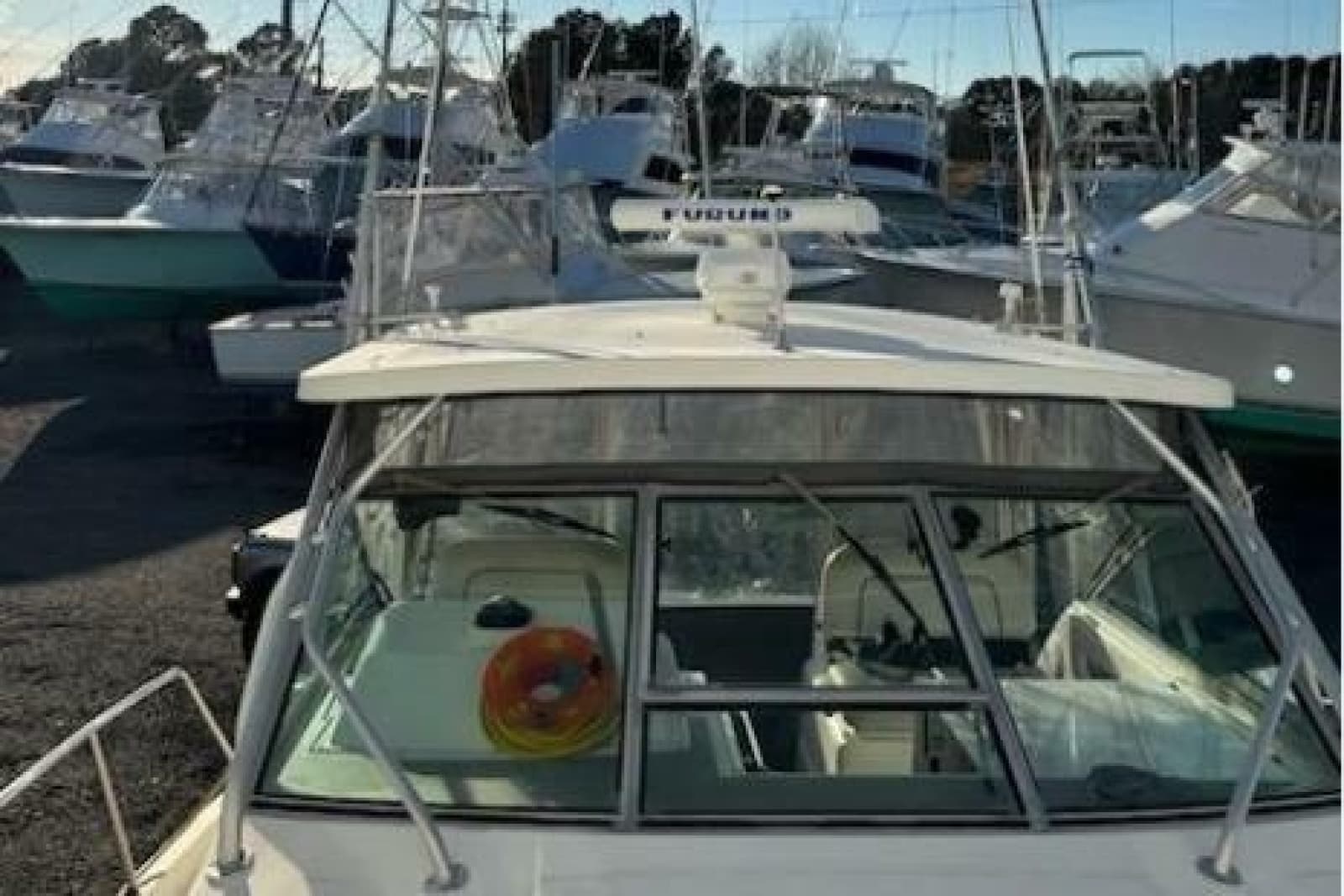 2003 Wellcraft 330 Coastal - Photo 2