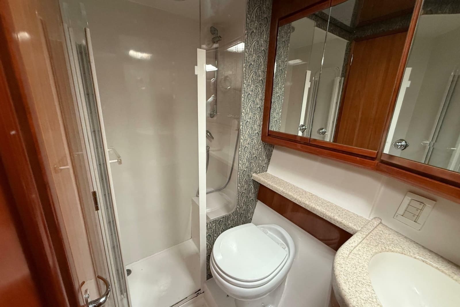 2002 Bertram 390 Convertible - Photo 24