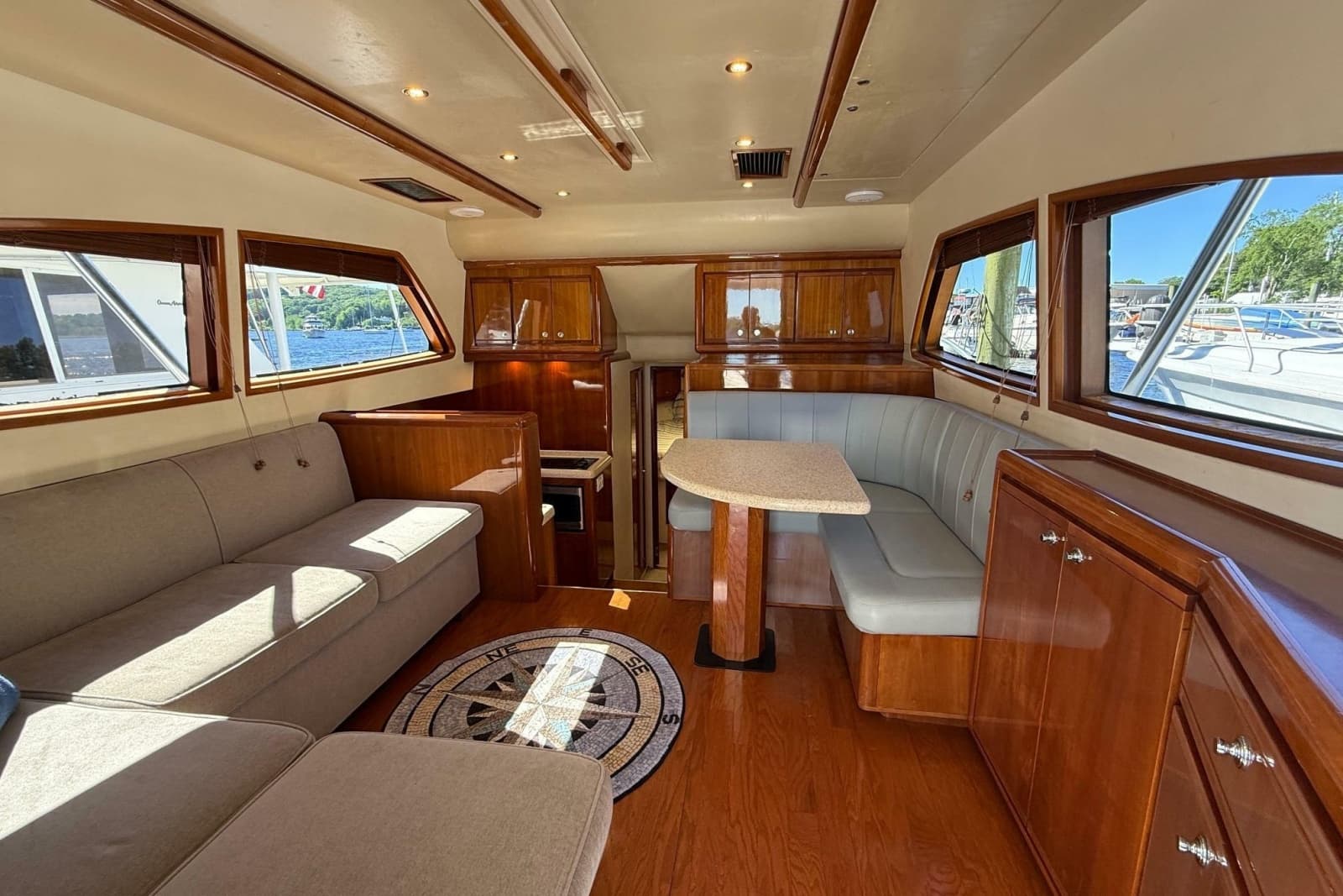 2002 Bertram 390 Convertible - Photo 14