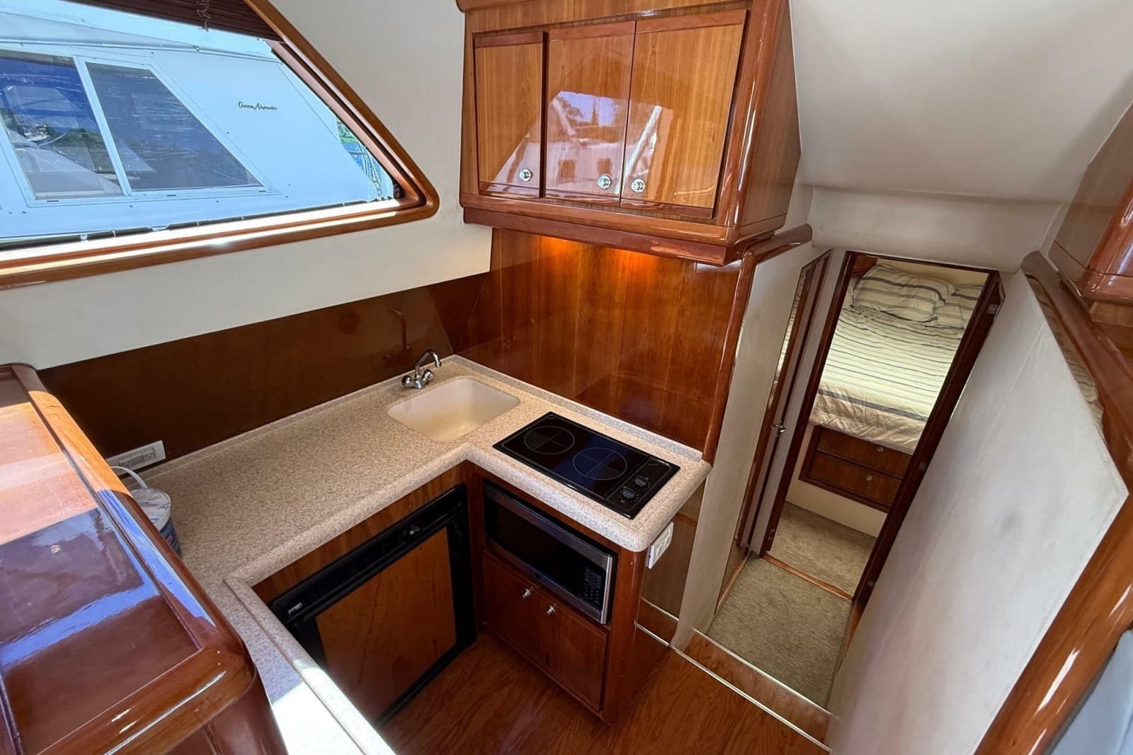 2002 Bertram 390 Convertible - Photo 16