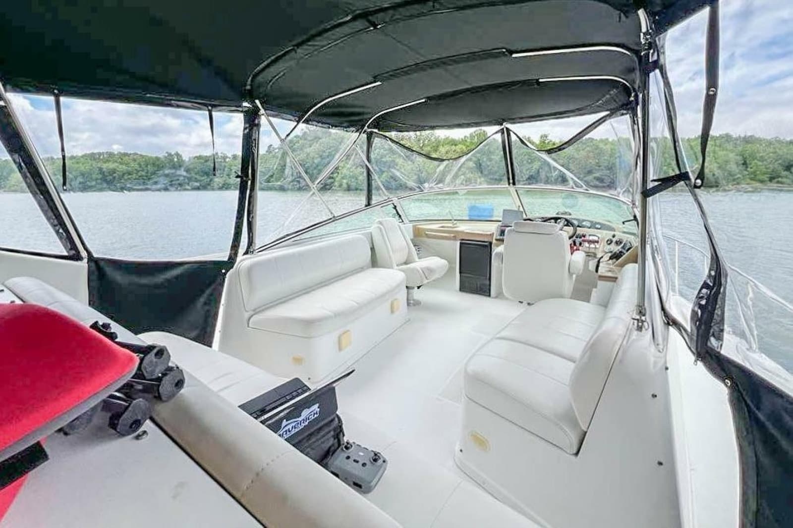 2002 Carver 350 Mariner - Photo 14