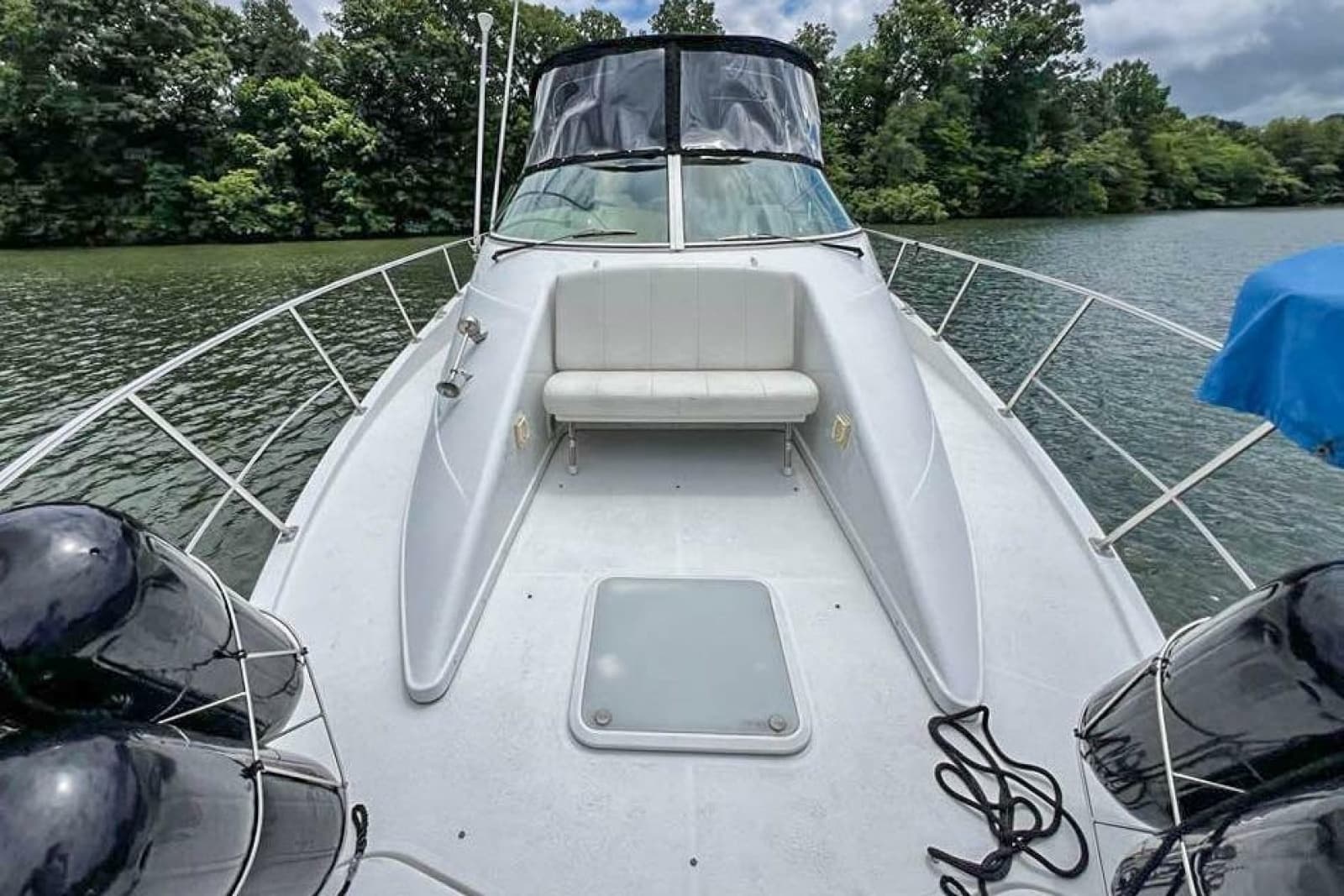 2002 Carver 350 Mariner - Photo 11