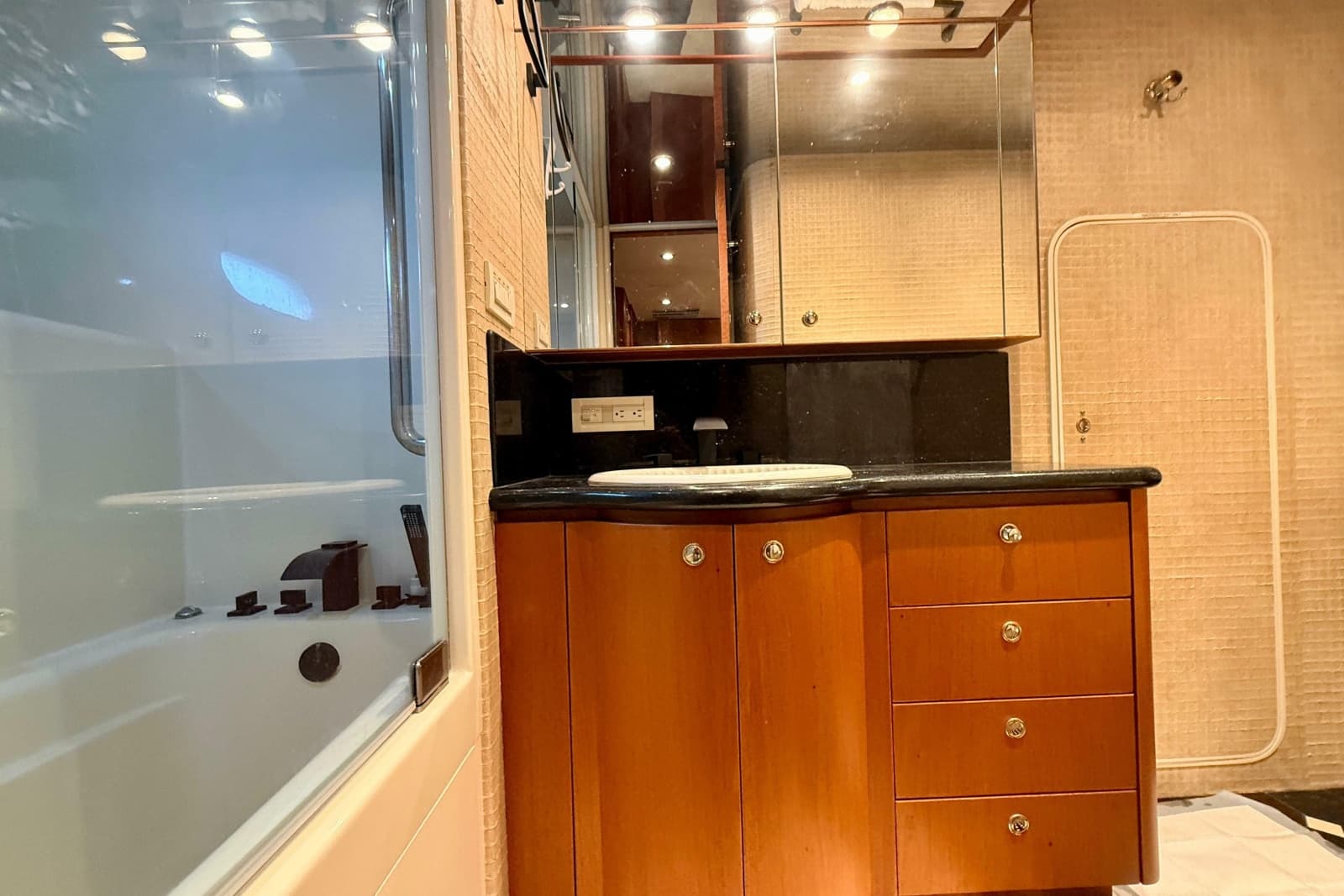 2002 Cheoy Lee 72 Raised Pilot House Motor Yacht - Photo 28