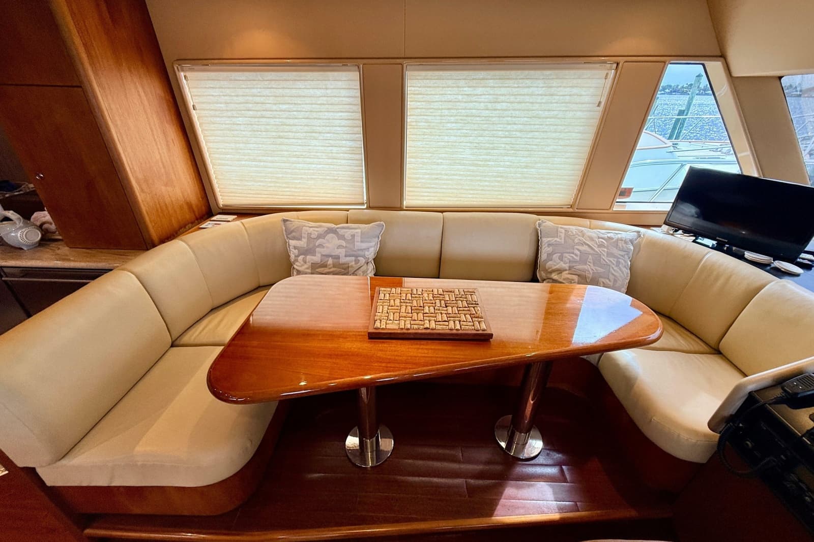 2002 Cheoy Lee 72 Raised Pilot House Motor Yacht - Photo 19