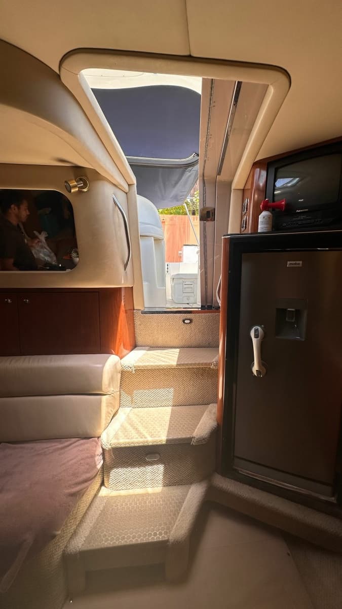 2002 Sea Ray 410 Express Cruiser - Photo 25