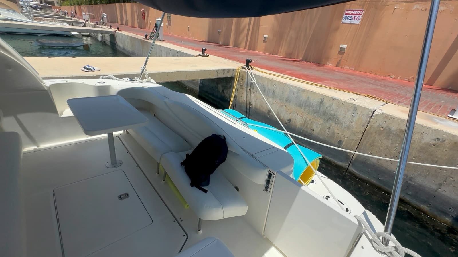 2002 Sea Ray 410 Express Cruiser - Photo 16