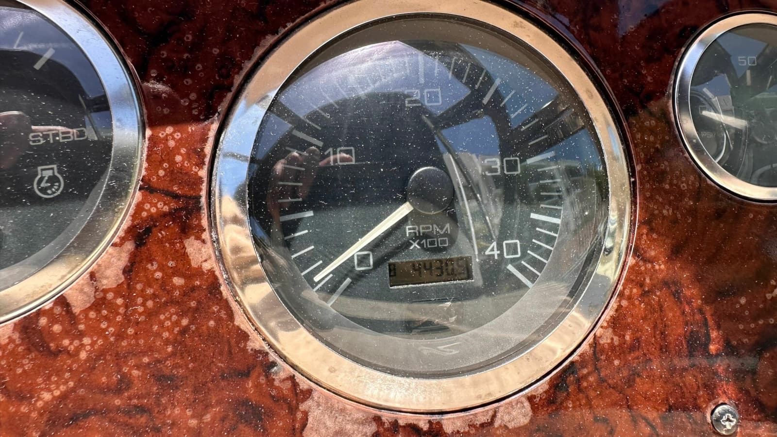 2002 Sea Ray 410 Express Cruiser - Photo 24