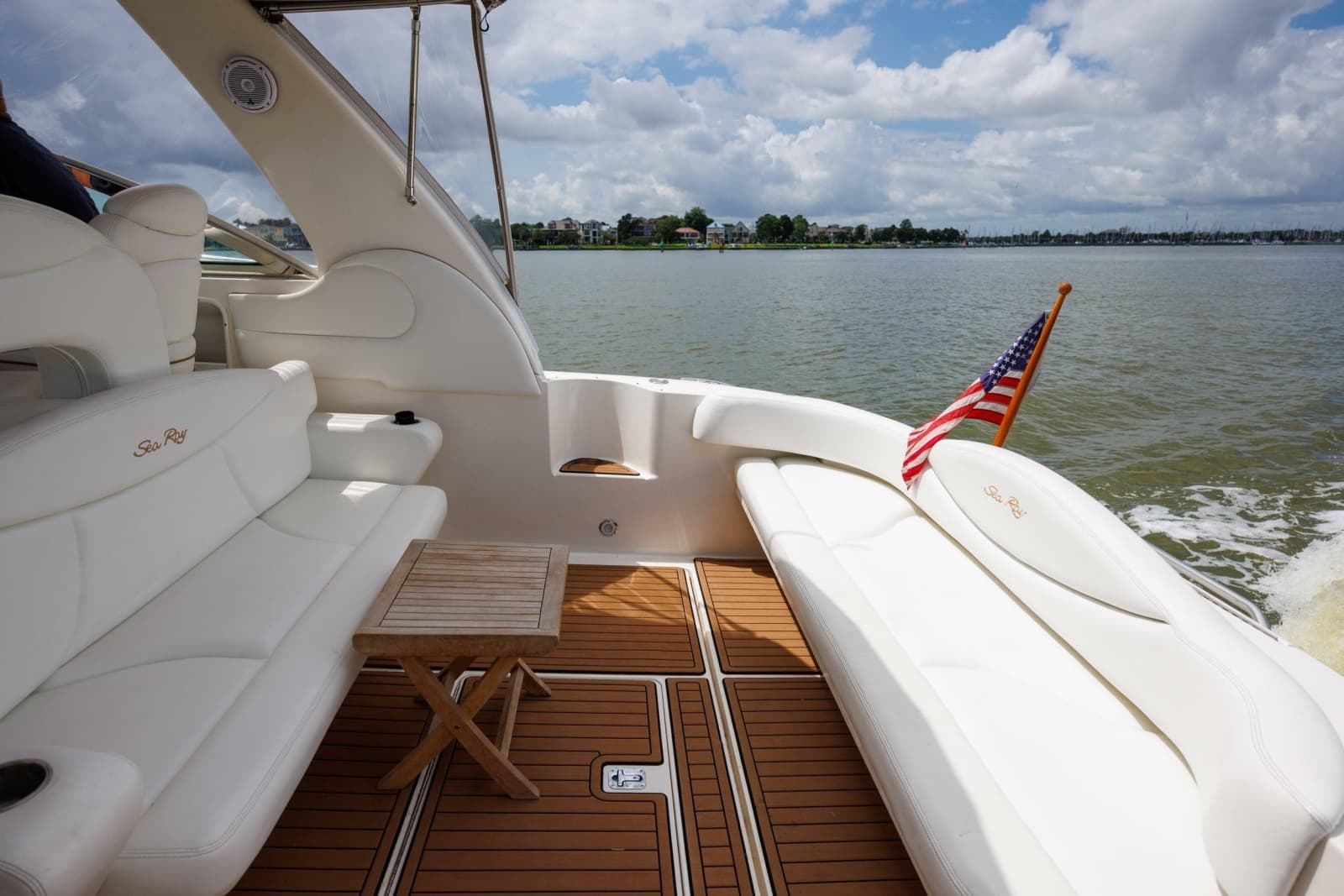 2002 Sea Ray 410 Express Cruiser - Photo 29