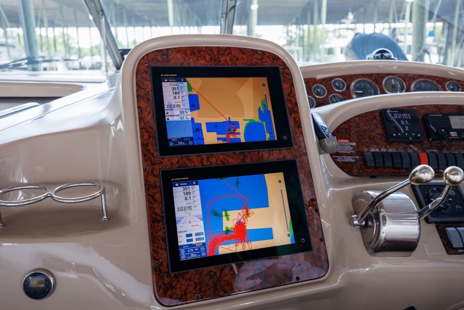 2002 Sea Ray 410 Express Cruiser - Photo 21