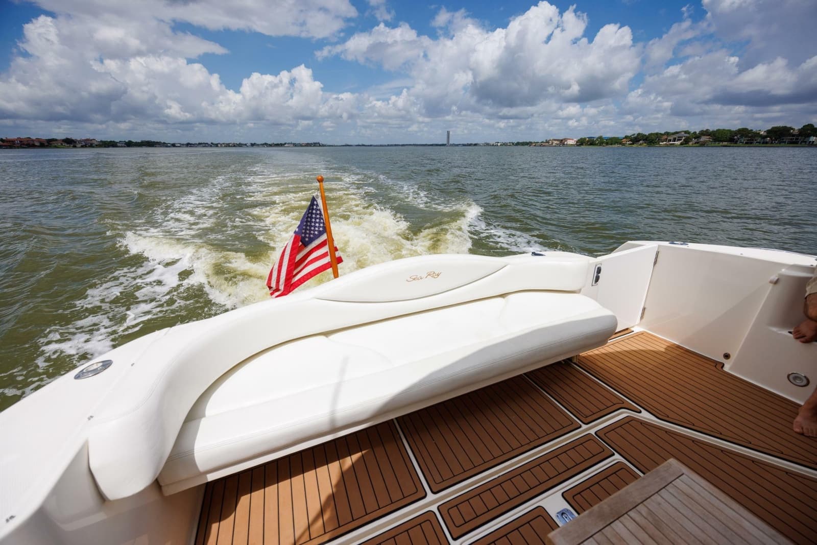 2002 Sea Ray 410 Express Cruiser - Photo 27