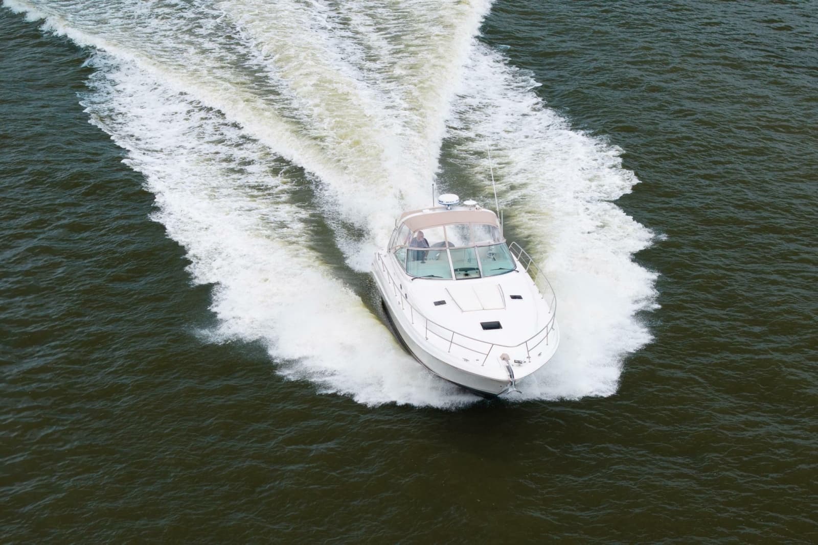 2002 Sea Ray 410 Express Cruiser - Photo 6
