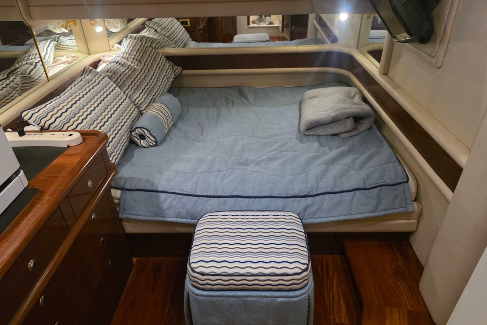 2002 Sea Ray 560 Sedan Bridge - Photo 71