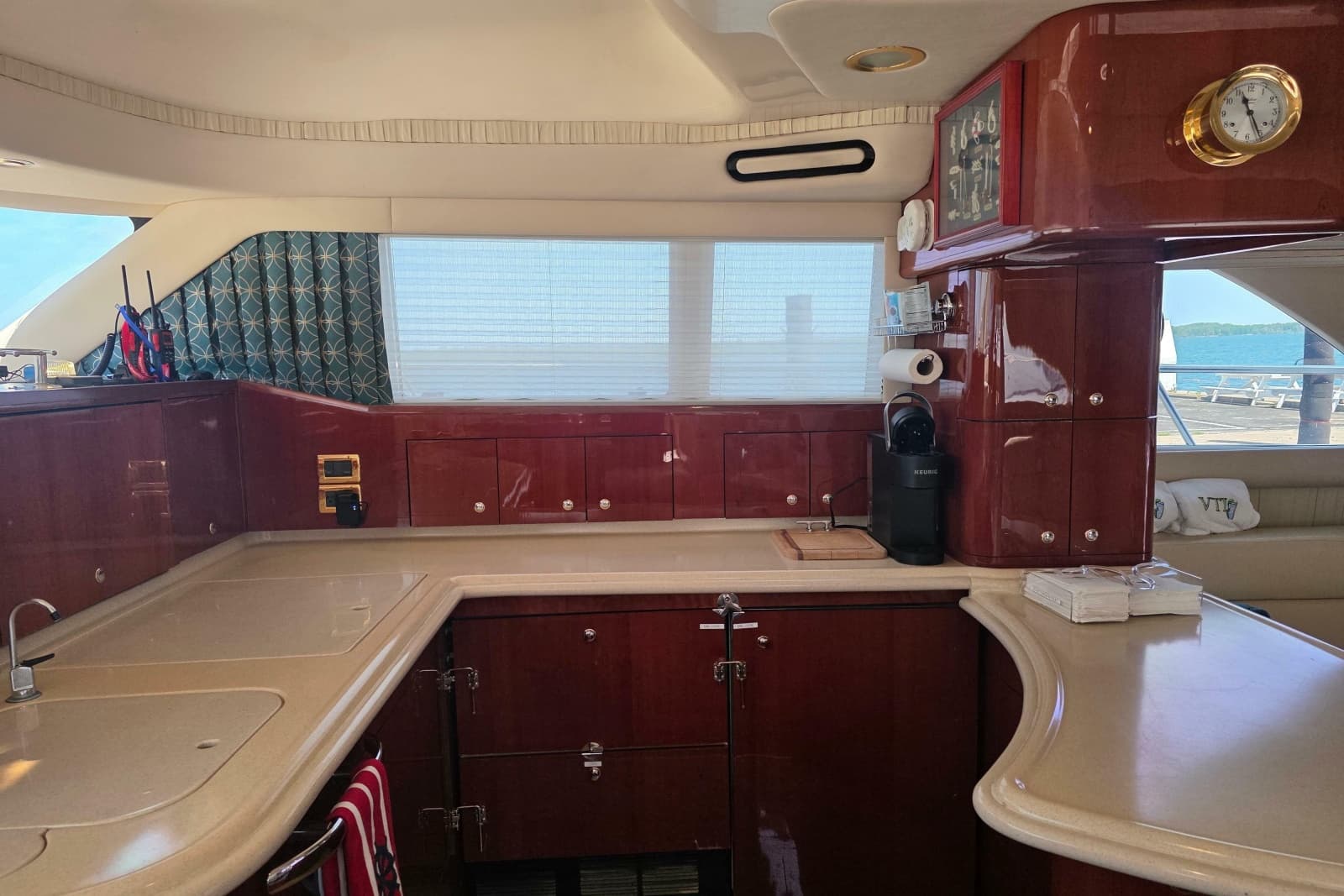 2002 Sea Ray 560 Sedan Bridge - Photo 98
