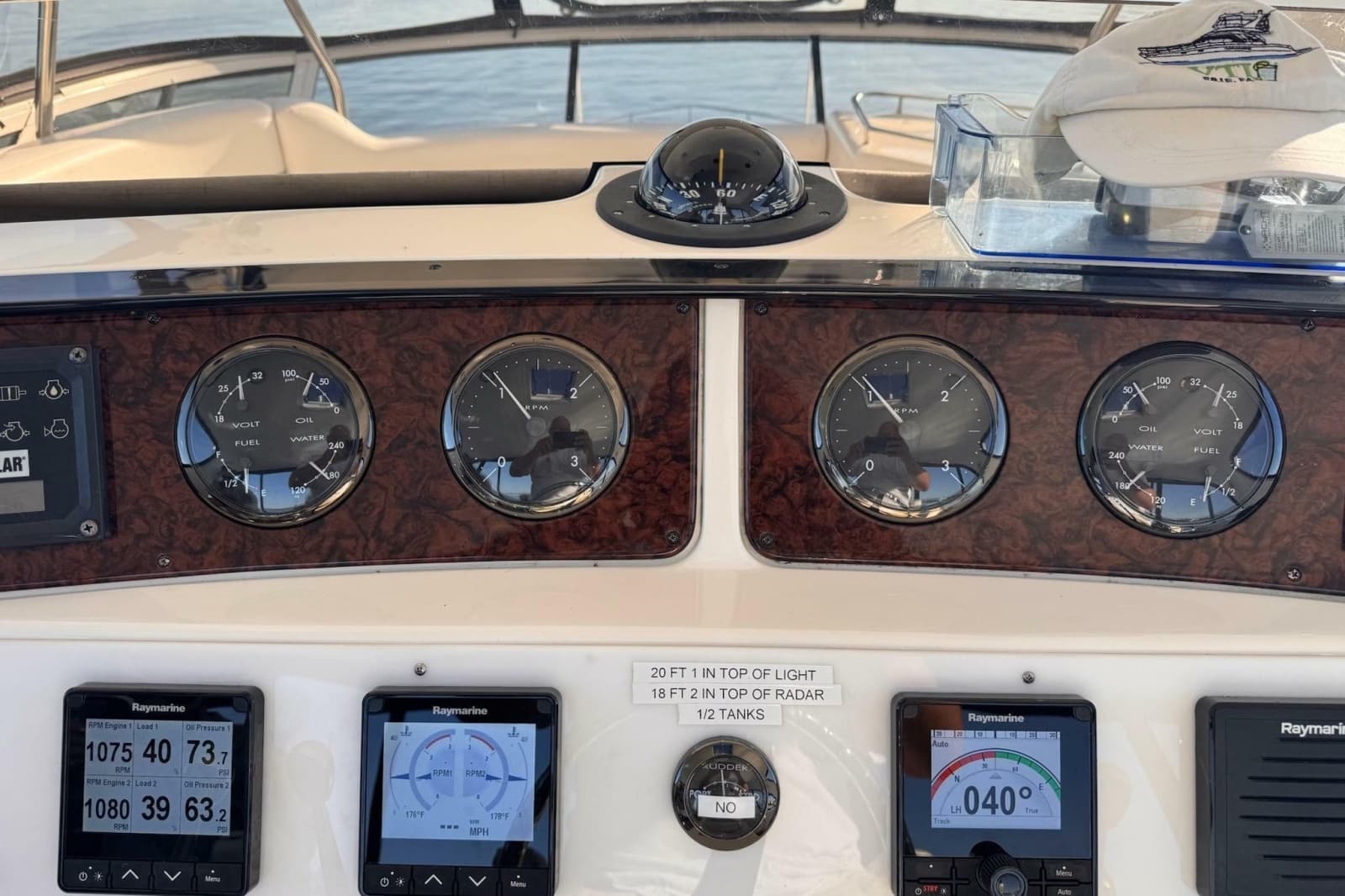 2002 Sea Ray 560 Sedan Bridge - Photo 55