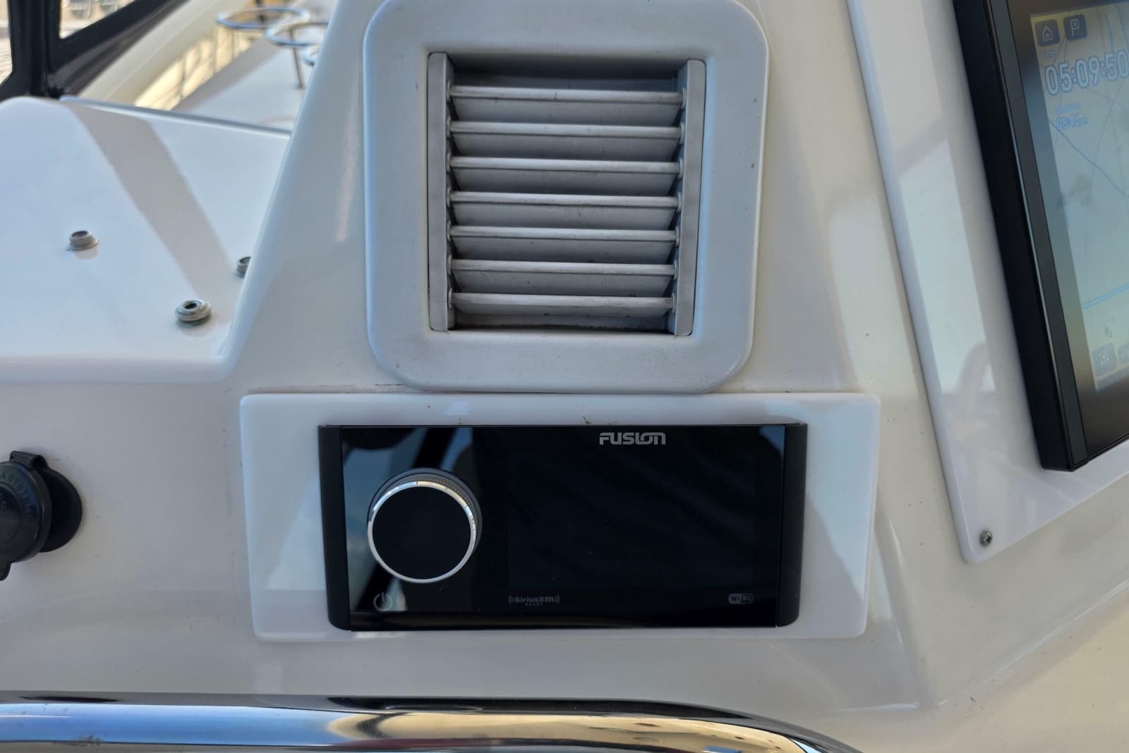 2002 Sea Ray 560 Sedan Bridge - Photo 37