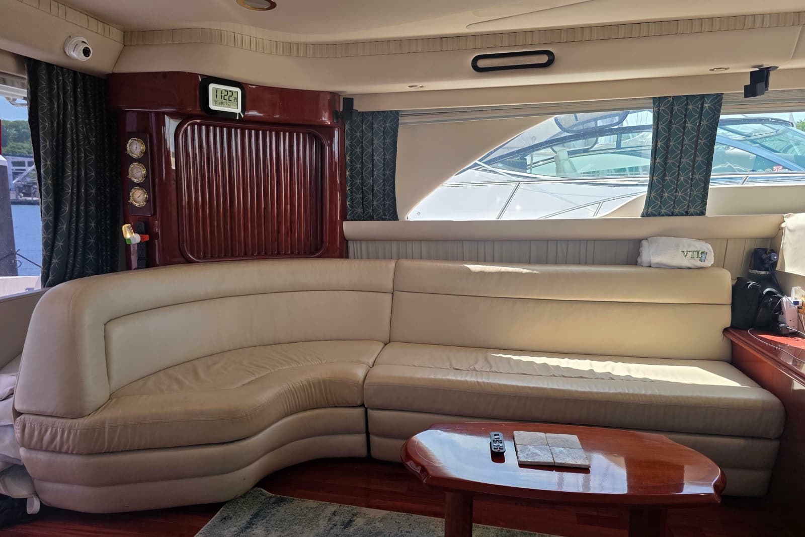 2002 Sea Ray 560 Sedan Bridge - Photo 92