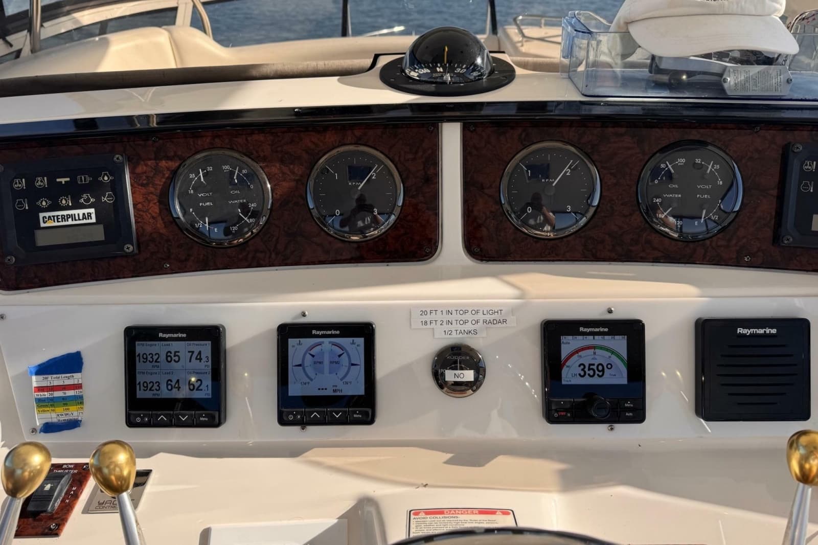 2002 Sea Ray 560 Sedan Bridge - Photo 56