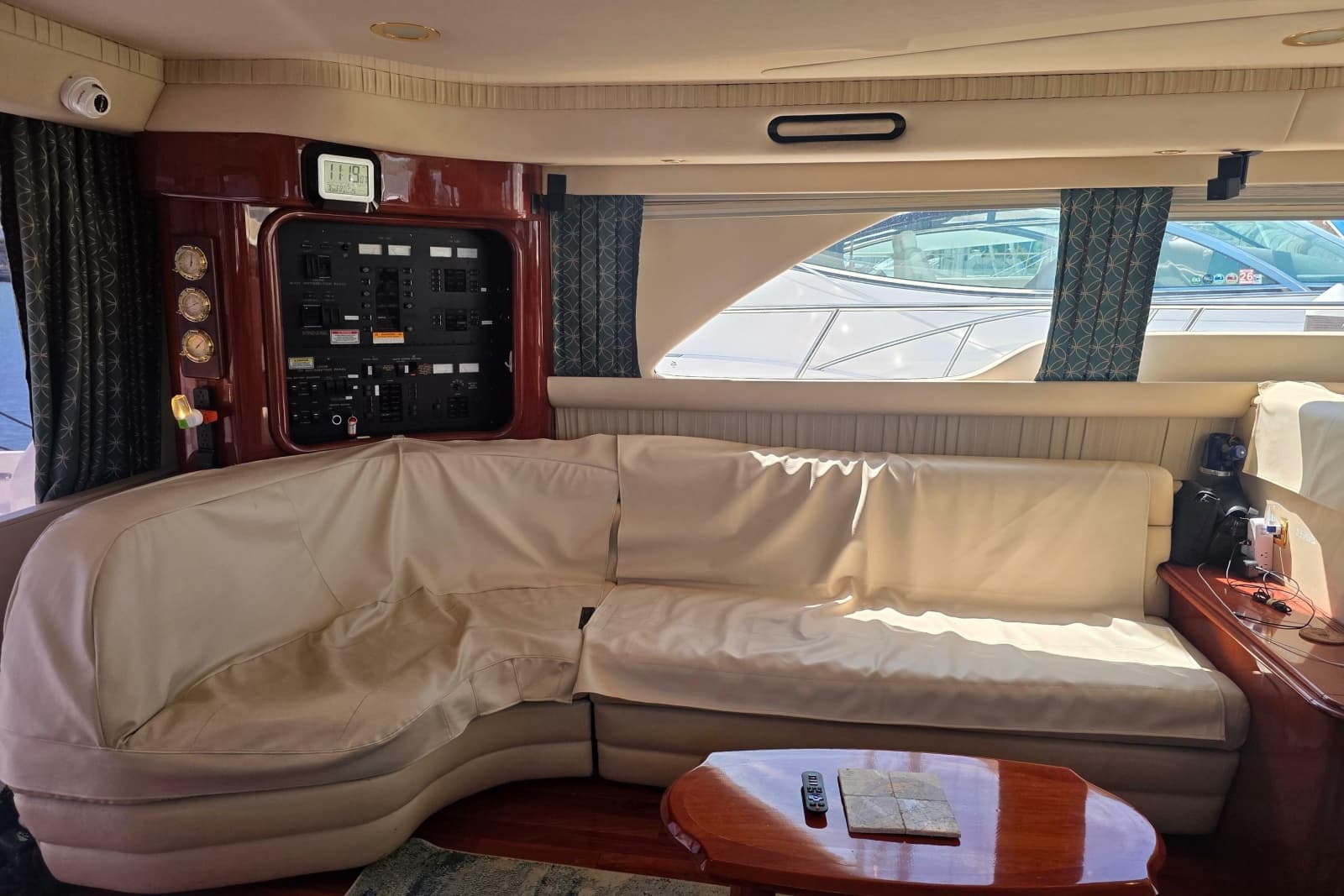 2002 Sea Ray 560 Sedan Bridge - Photo 89