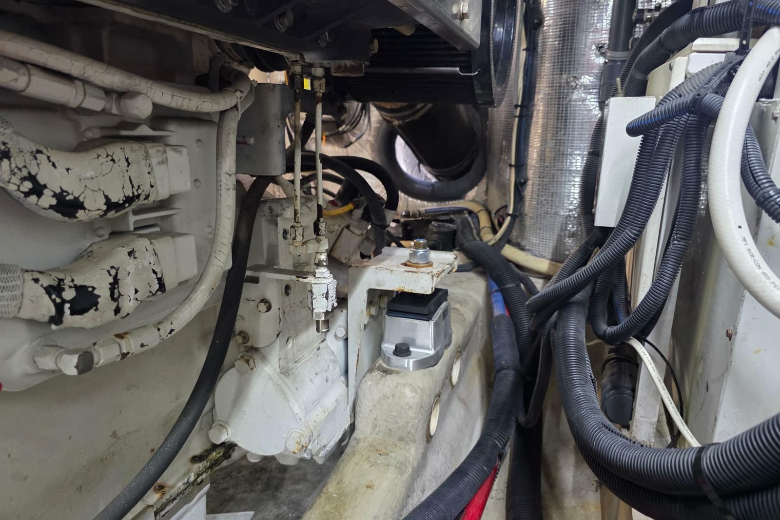 2002 Sea Ray 560 Sedan Bridge - Photo 128