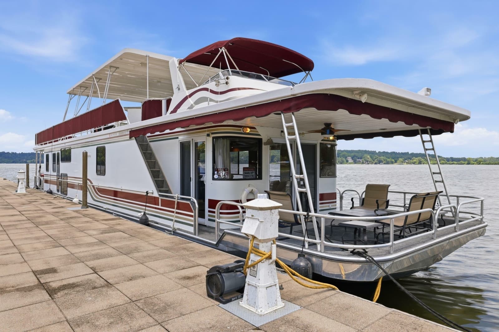 2002 Sumerset 75 x 16 Custom - Photo 17