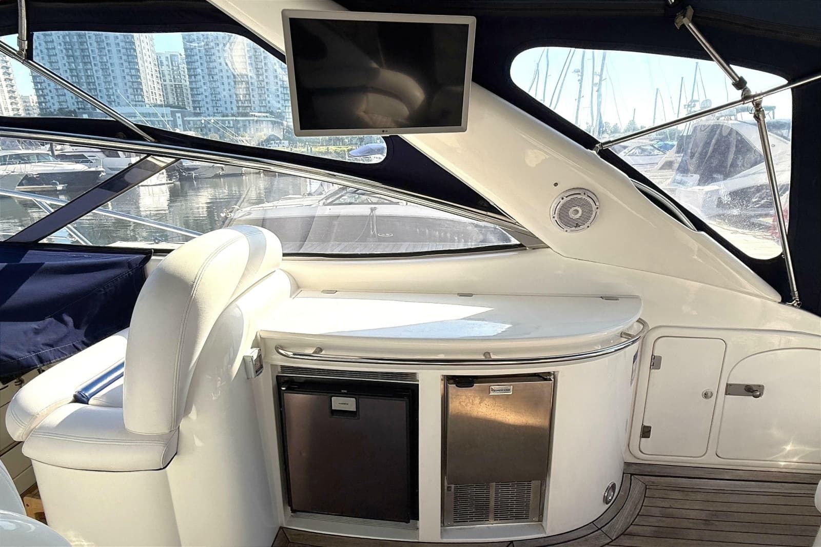 2002 Sunseeker Camargue 44 - Photo 4