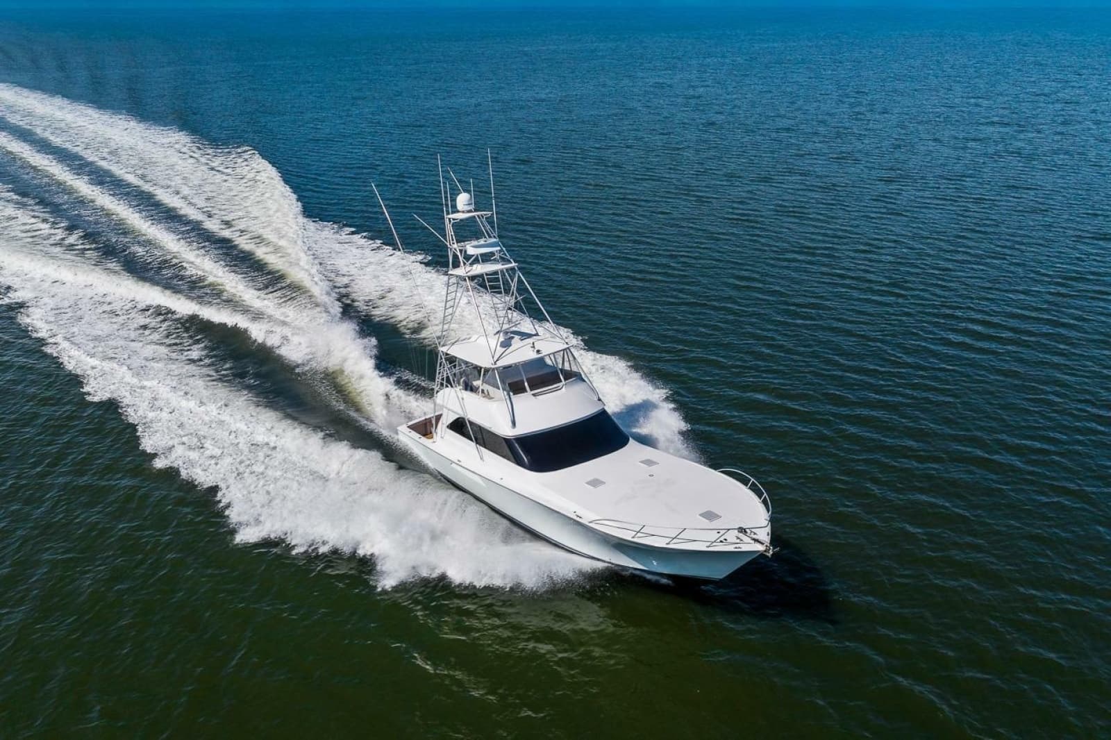 2002 Viking 61 Convertible - Photo 6