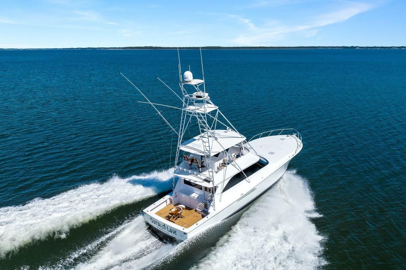 2002 Viking 61 Convertible - Photo 5