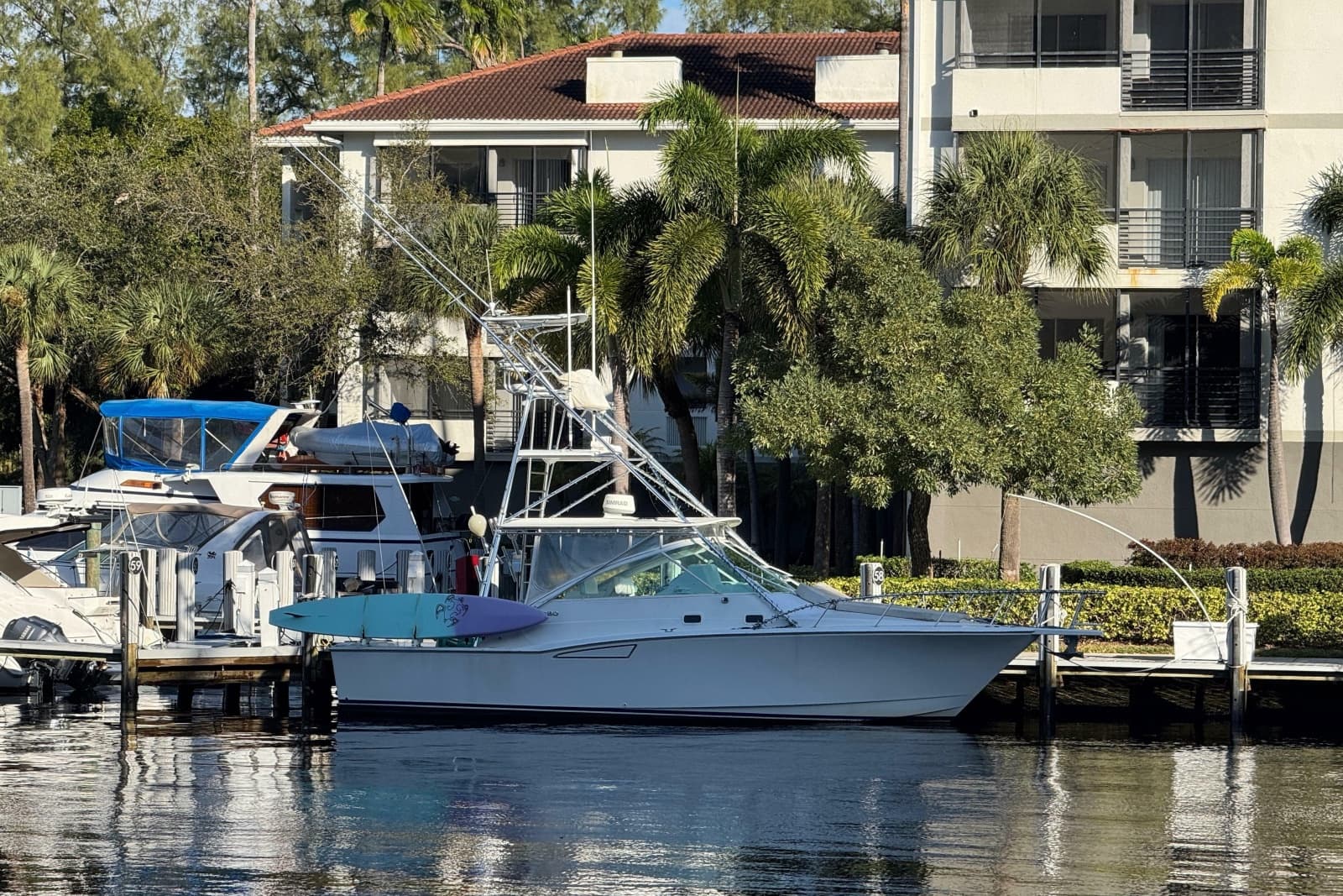 2001 Cabo 35 Express - Photo 1