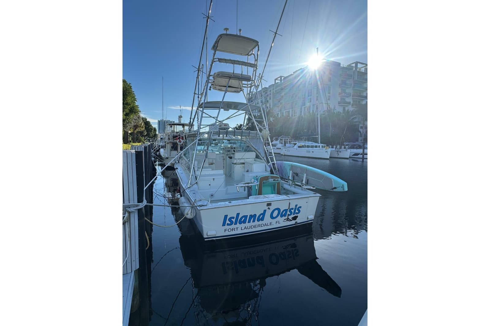 2001 Cabo 35 Express - Photo 3