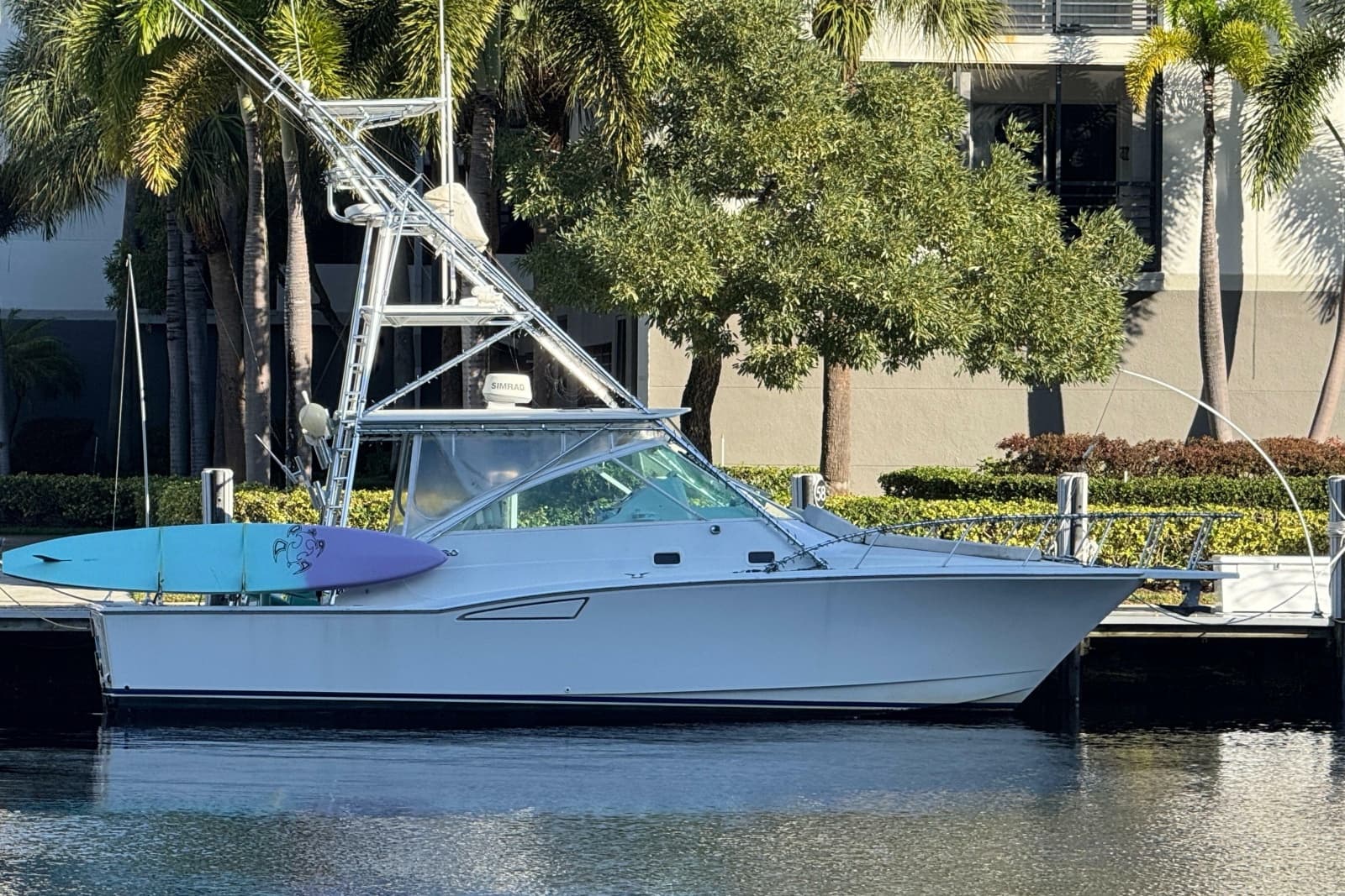 2001 Cabo 35 Express - Photo 2
