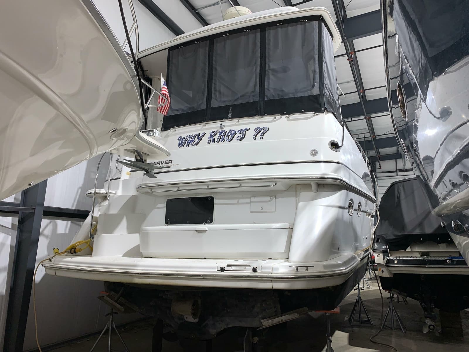 2001 Carver 396 Motor Yacht - Photo 5