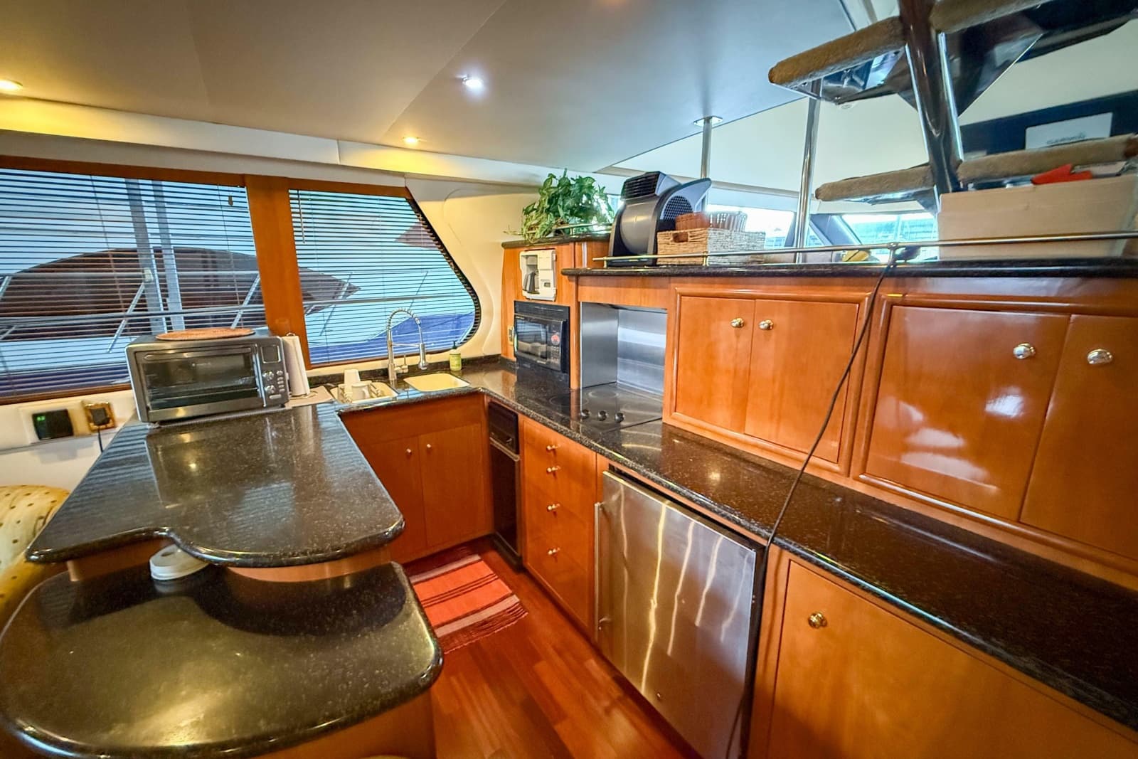 2001 Carver 570 Voyager Pilothouse - Photo 21