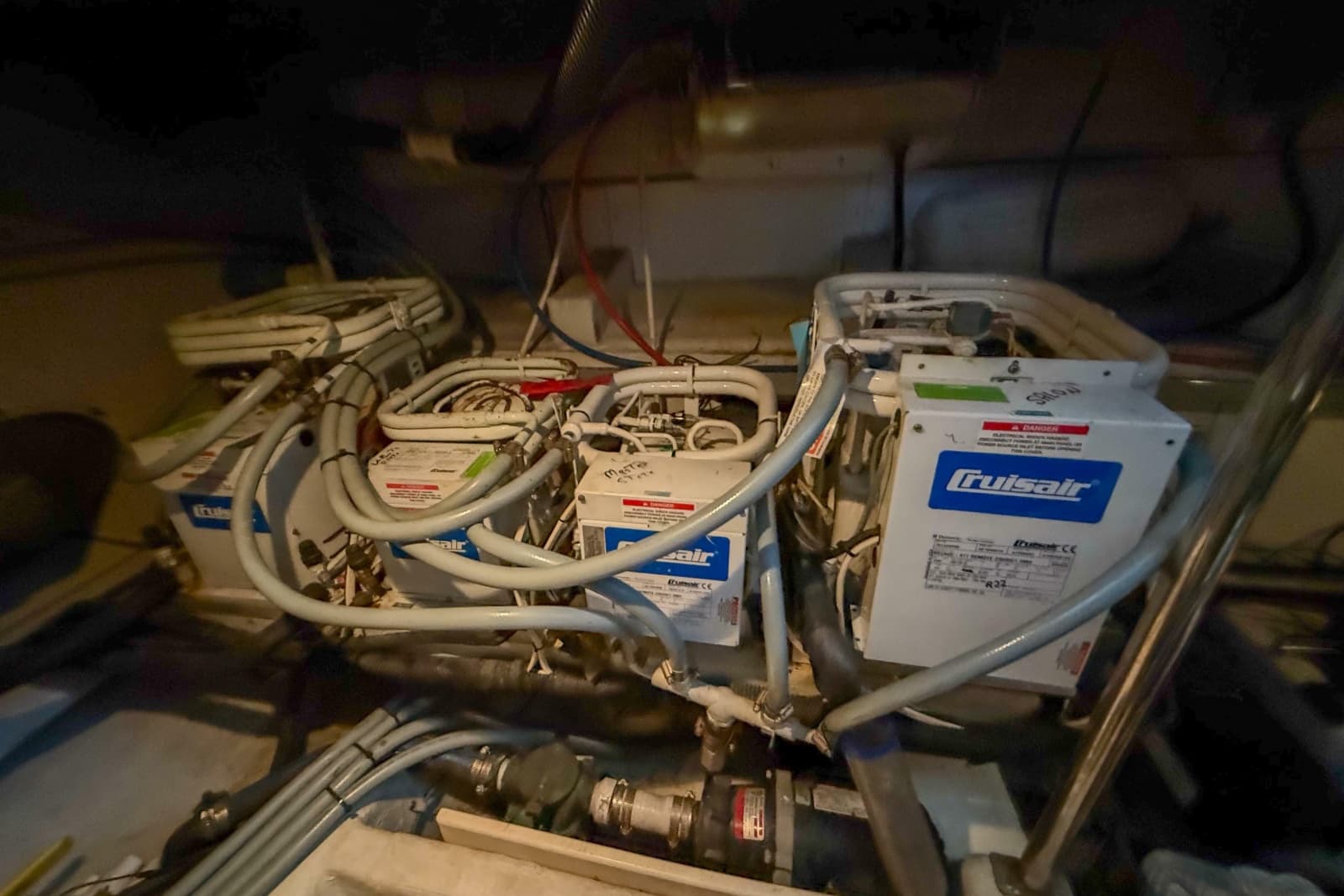2001 Carver 570 Voyager Pilothouse - Photo 42